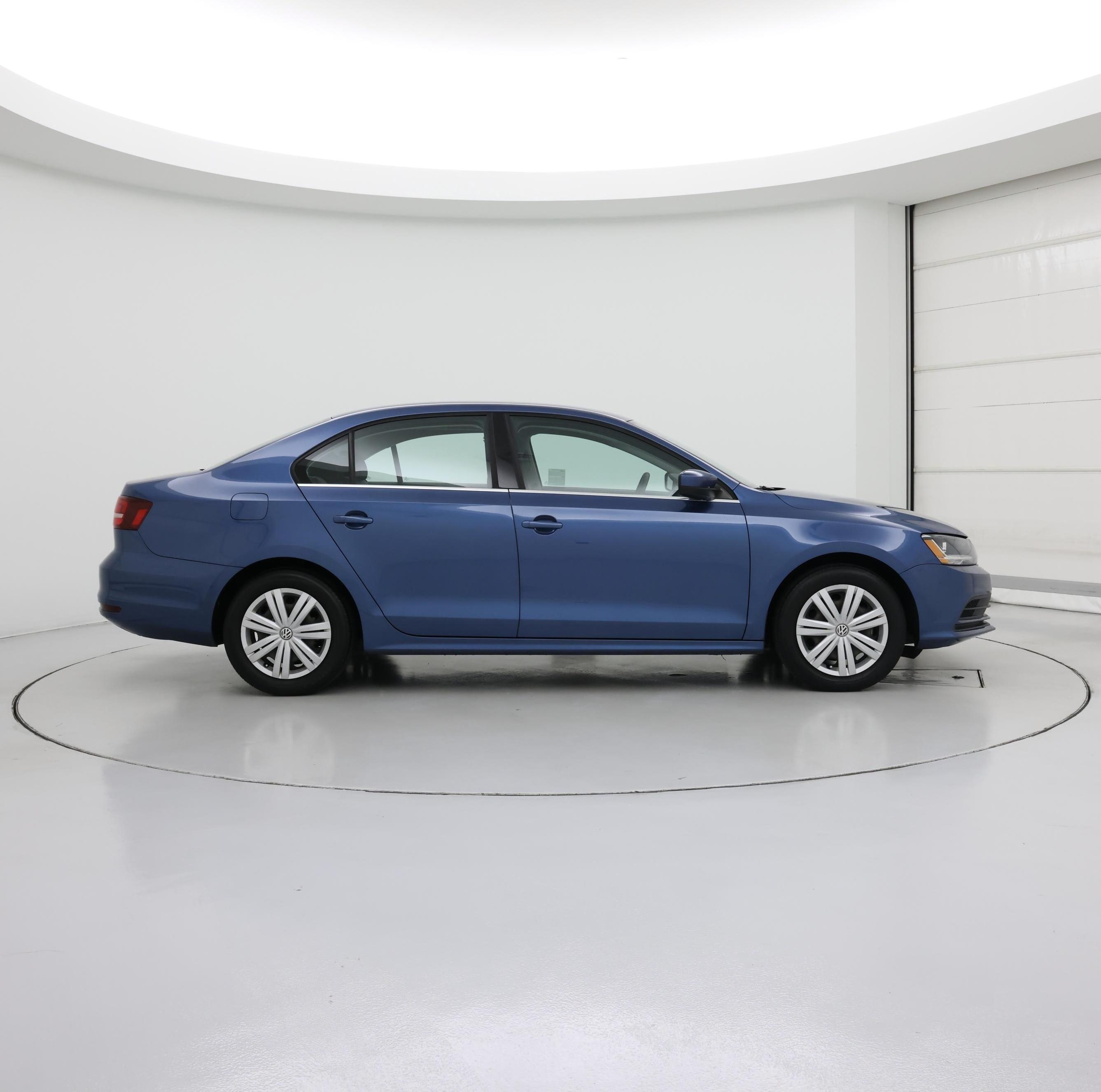 Thumbnail: 2017 Volkswagen Jetta - 7