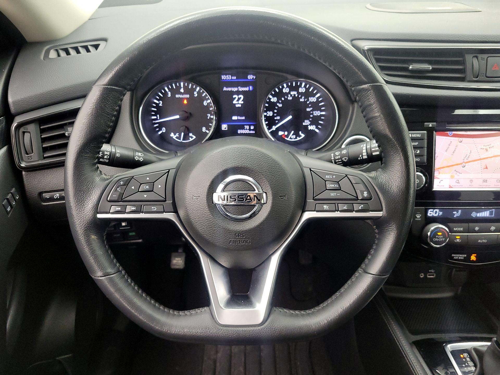 Thumbnail: 2018 Nissan Rogue - 10