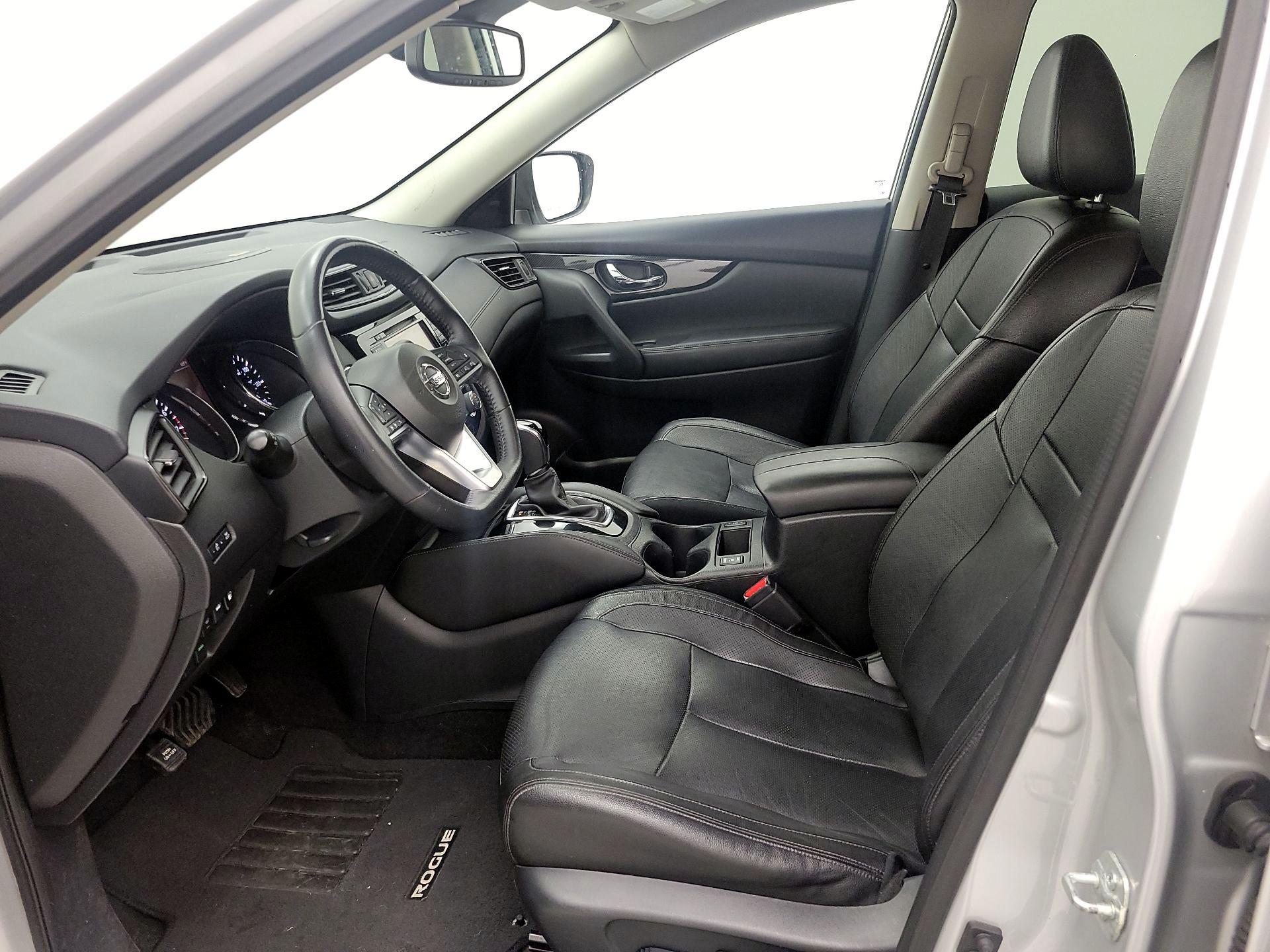 Thumbnail: 2018 Nissan Rogue - 11