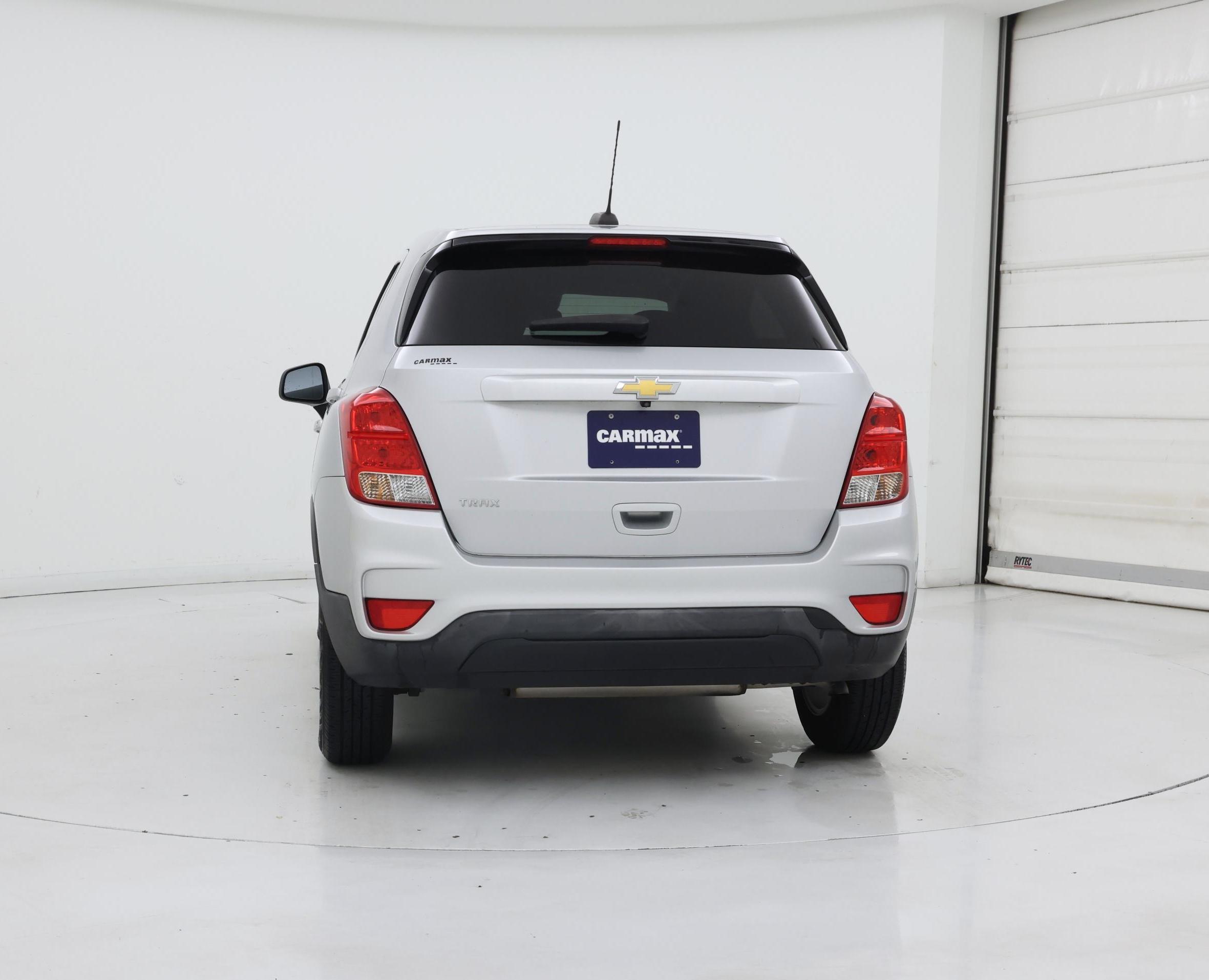 Thumbnail: 2022 Chevrolet Trax - 6