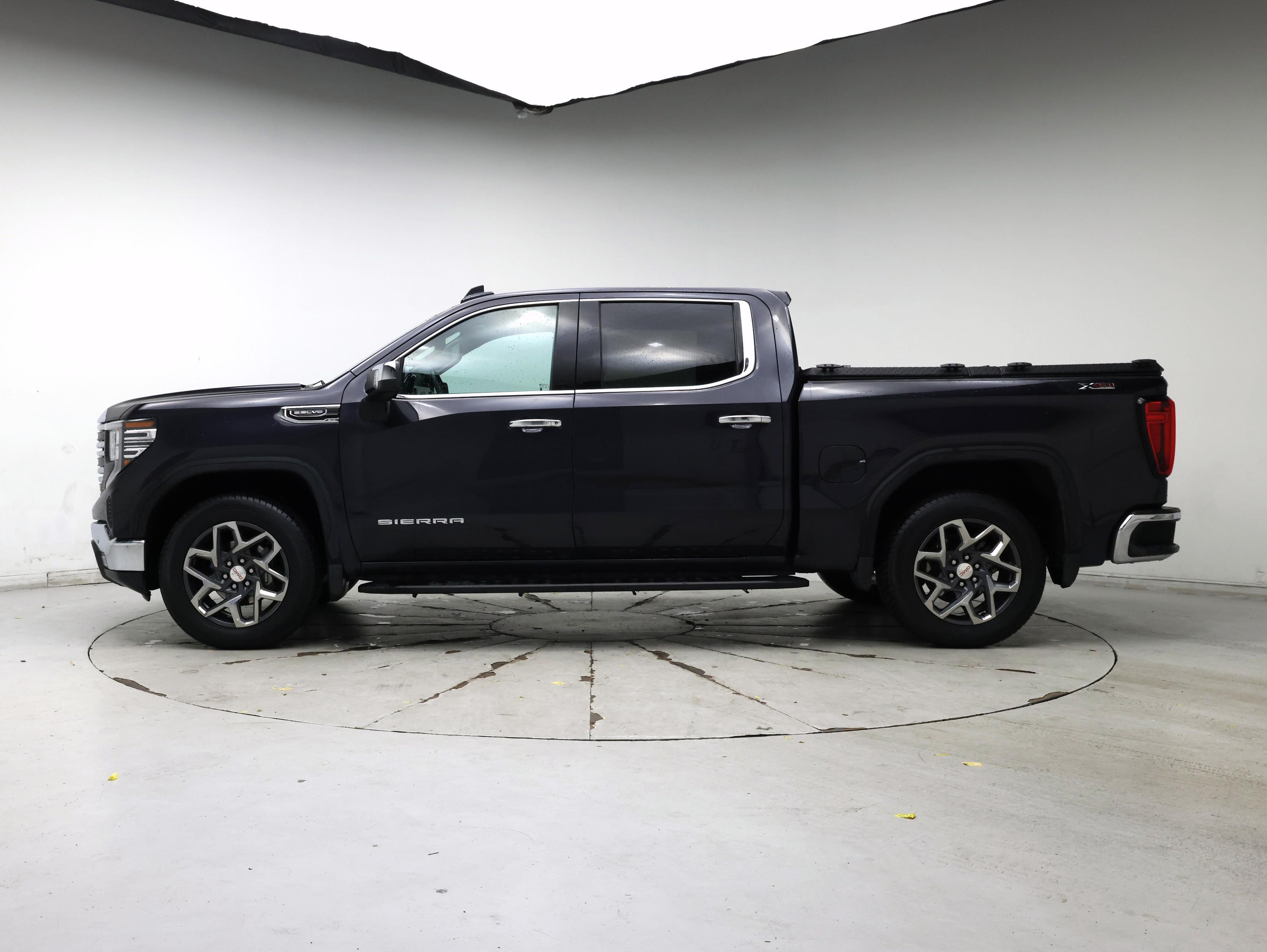 Thumbnail: 2024 GMC Sierra 1500 - 3