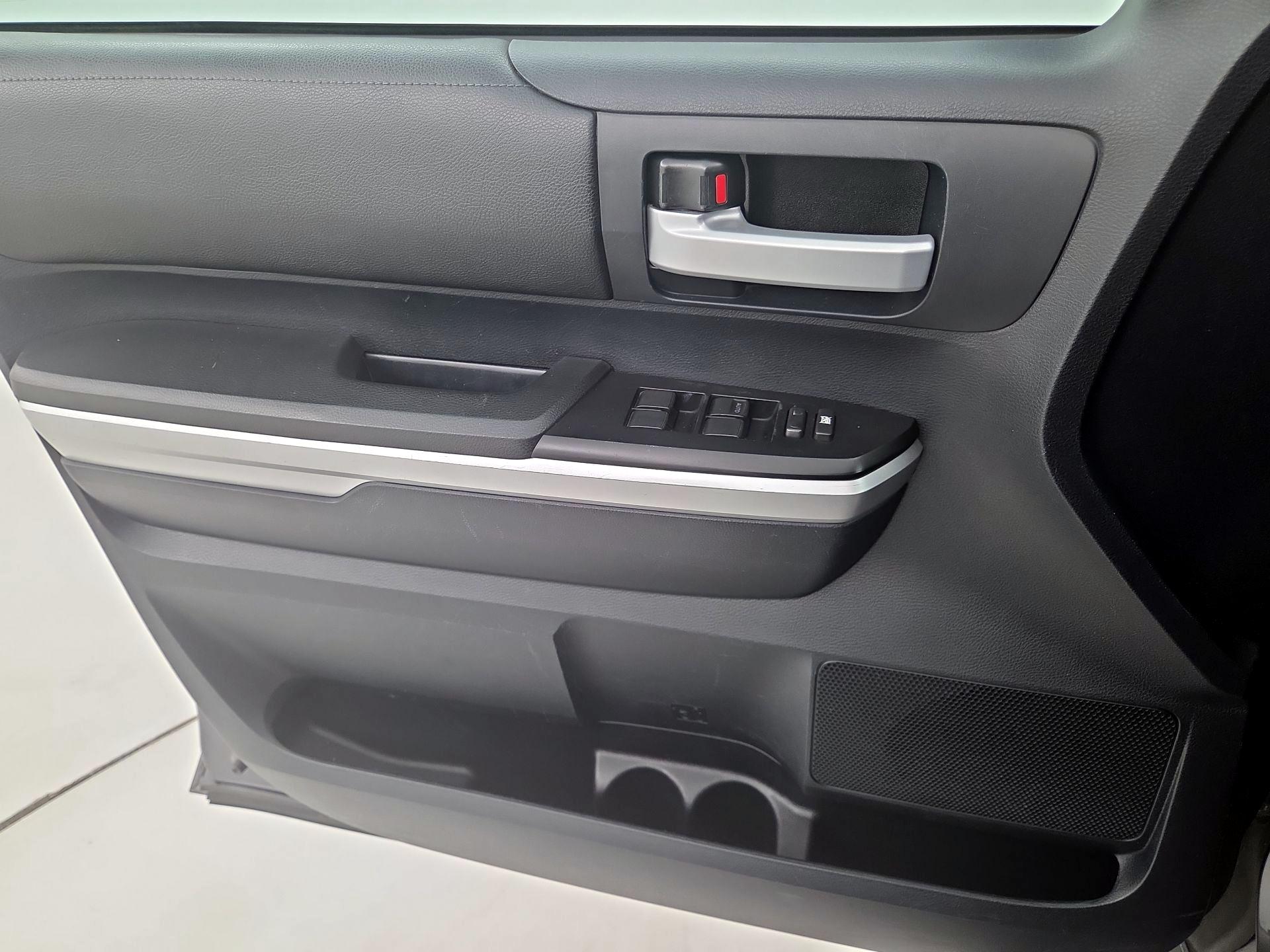 Thumbnail: 2014 Toyota Tundra - 12