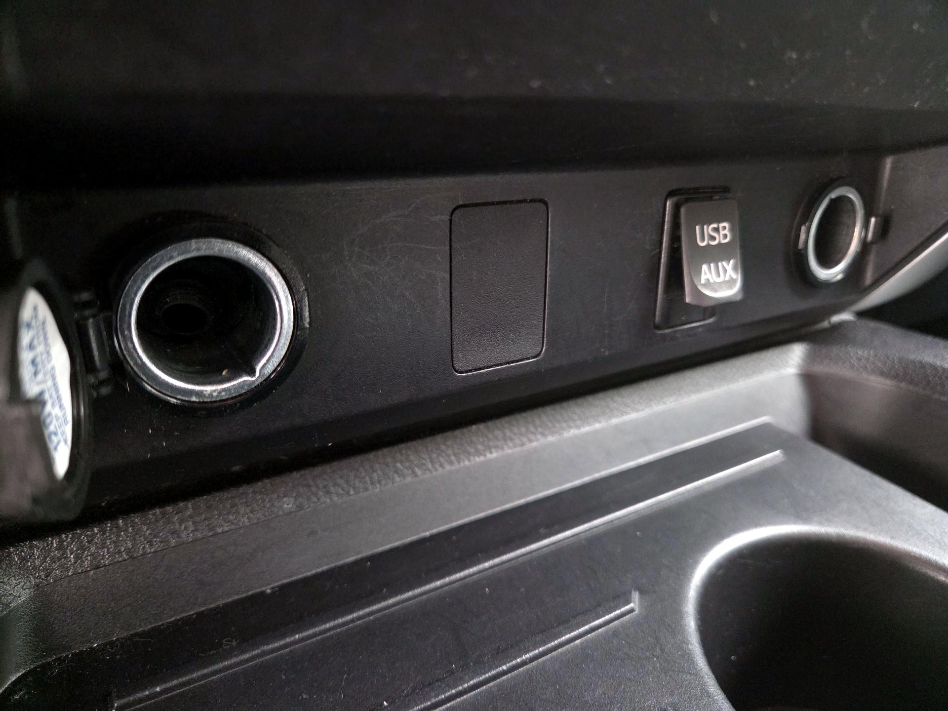 Thumbnail: 2014 Toyota Tundra - 18