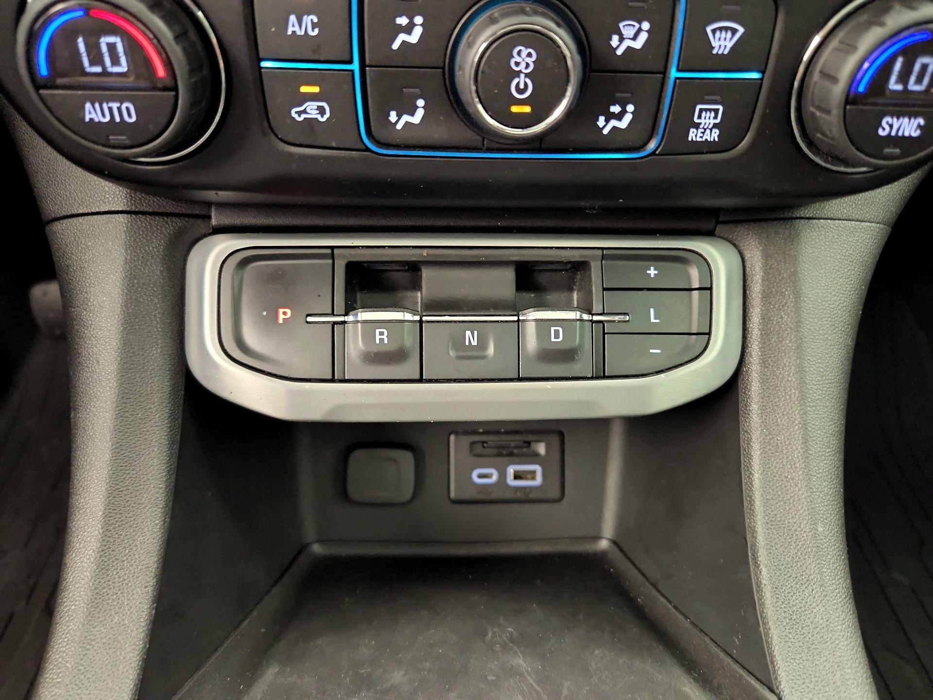 Thumbnail: 2020 GMC Acadia - 17