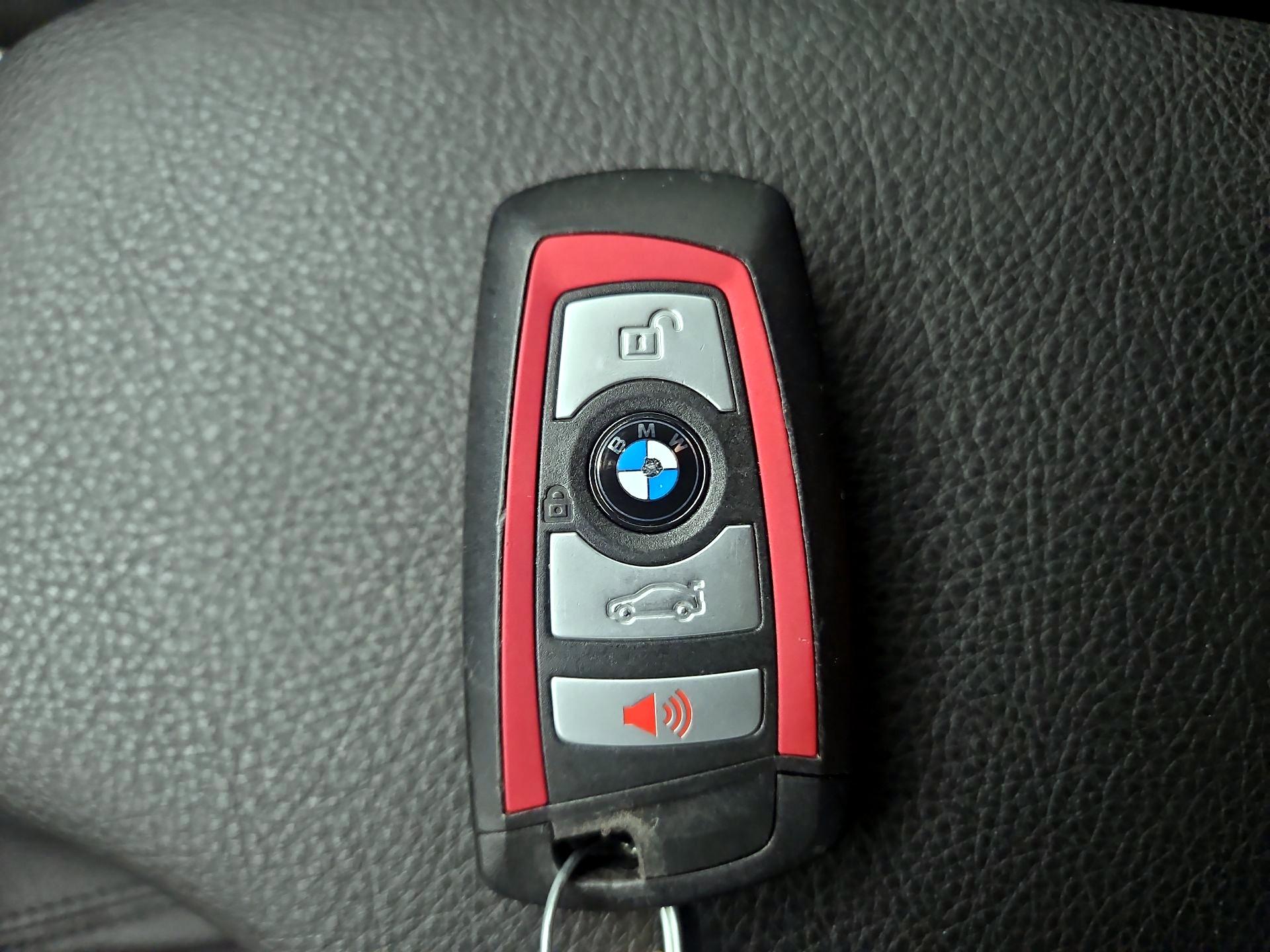 Thumbnail: 2018 BMW 3 Series - 20