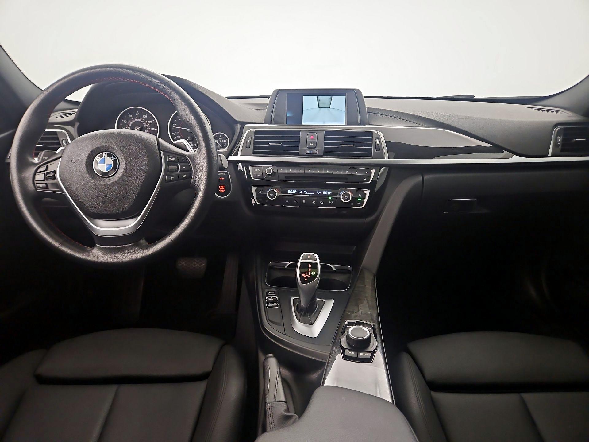 Thumbnail: 2018 BMW 3 Series - 8