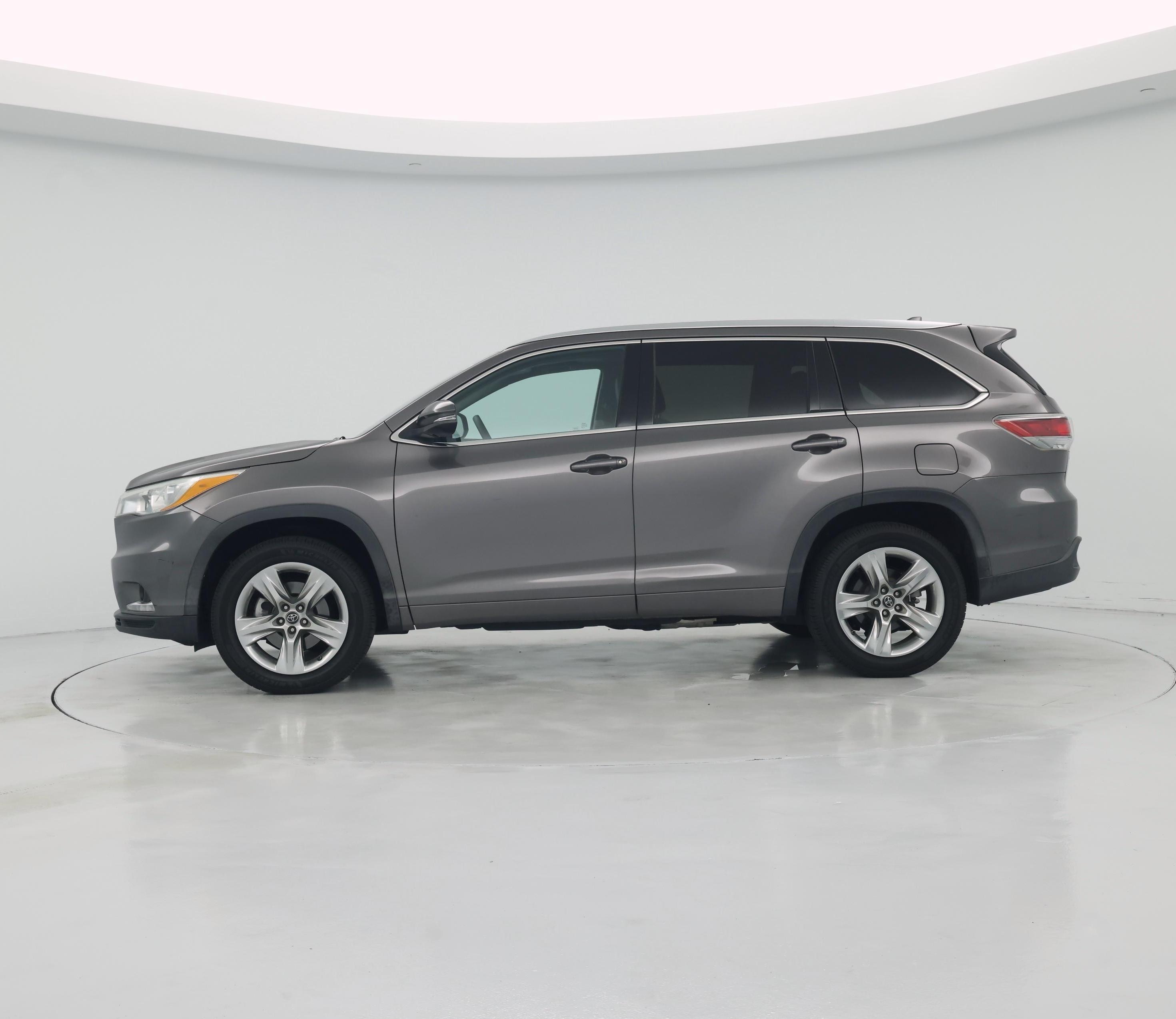 Thumbnail: 2016 Toyota Highlander - 3