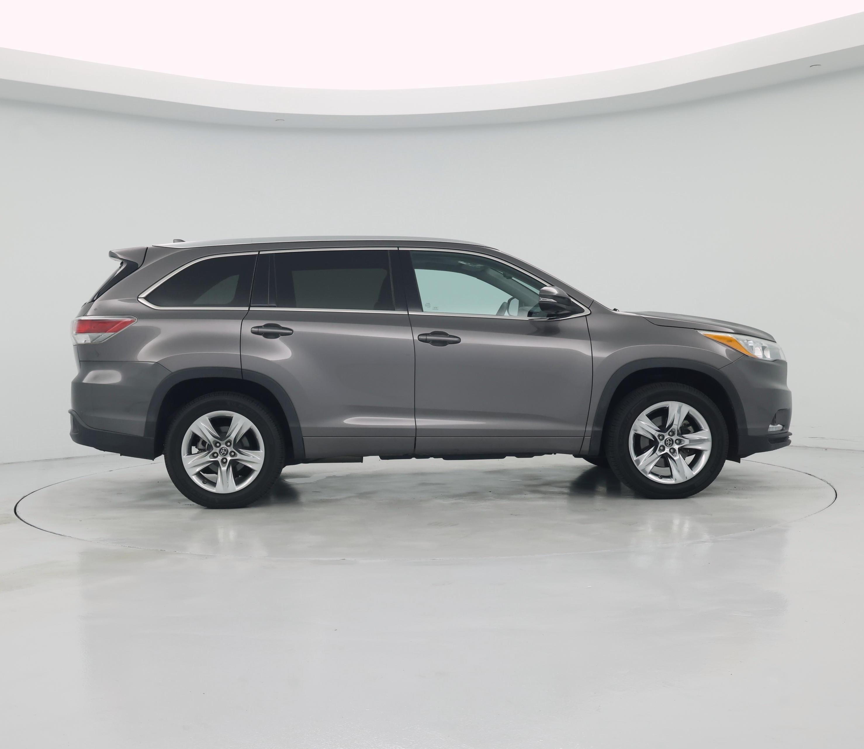 Thumbnail: 2016 Toyota Highlander - 7