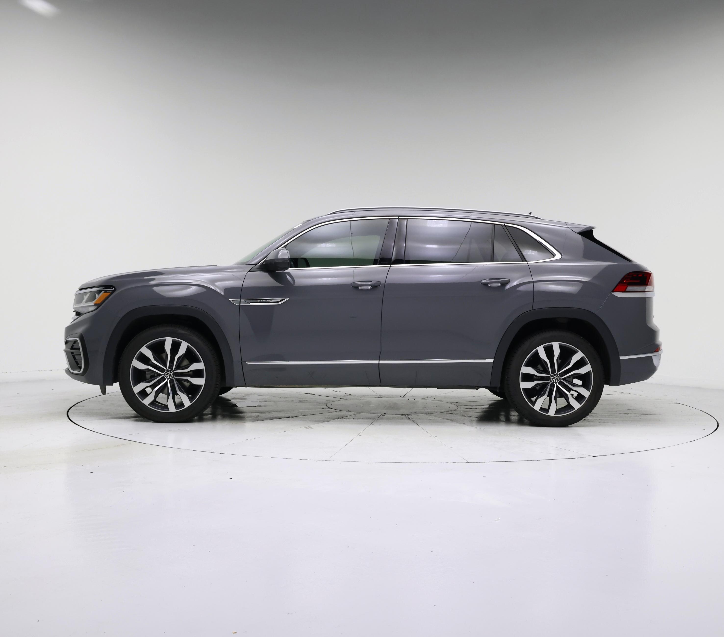 Thumbnail: 2021 Volkswagen Atlas - 3