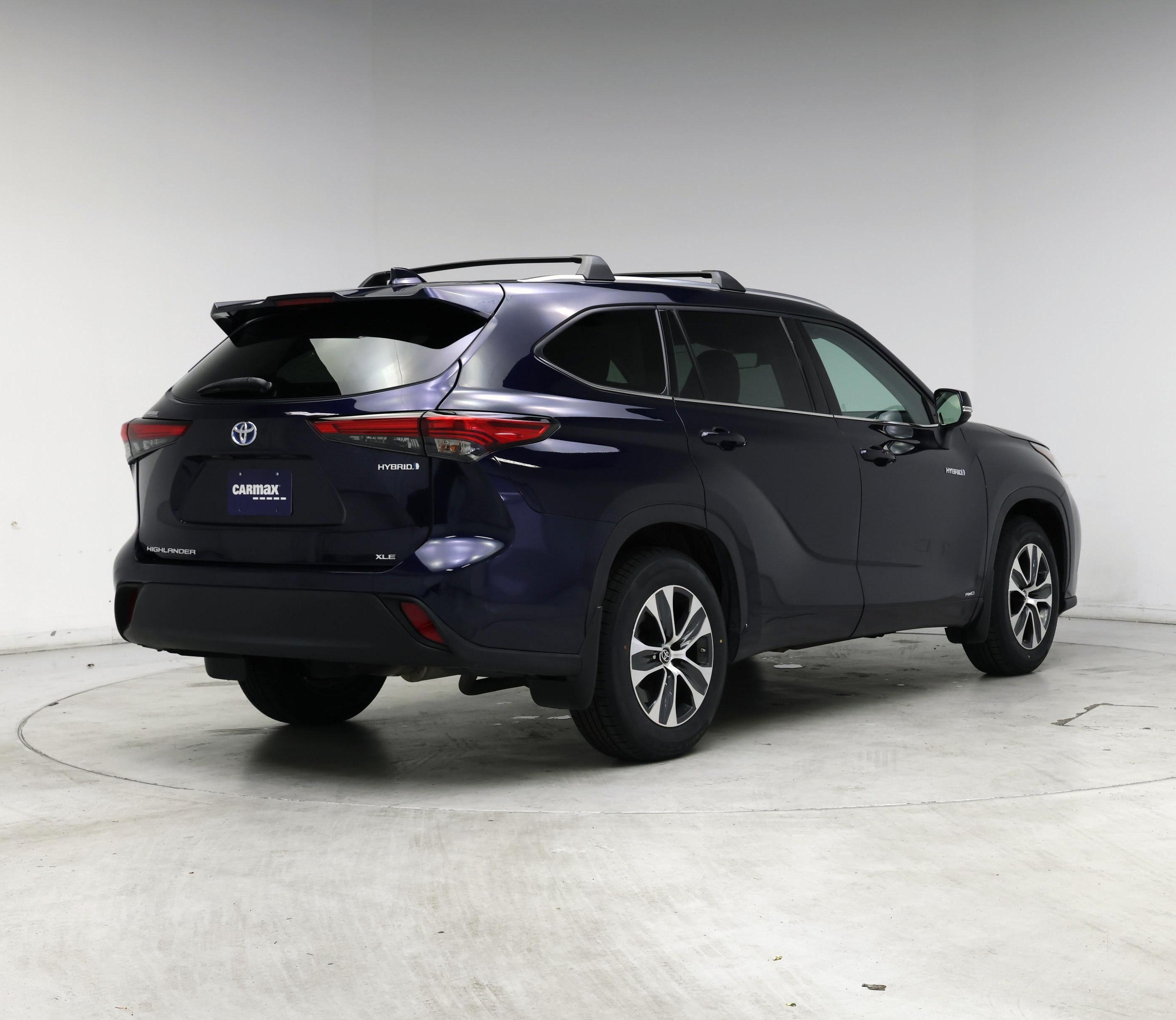 Thumbnail: 2021 Toyota Highlander - 8