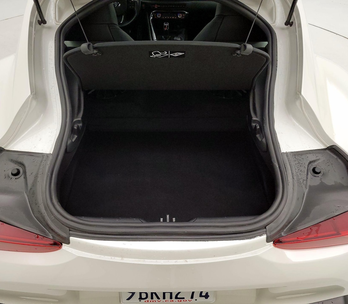 Trunk/Cargo (Seats Up)