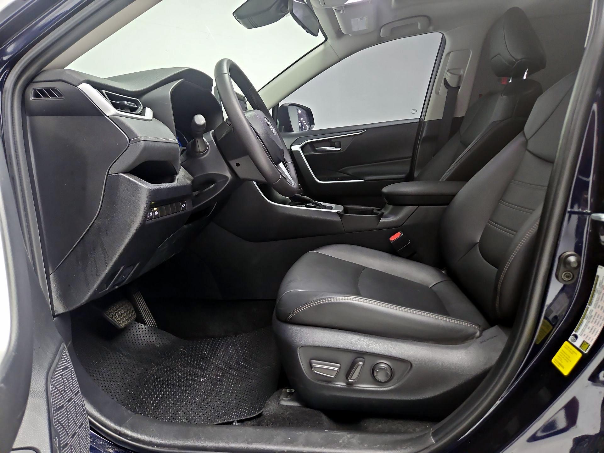 Thumbnail: 2024 Toyota RAV4 - 11