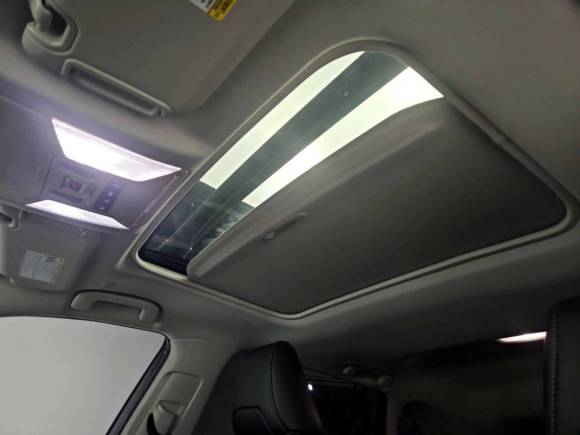 Thumbnail: 2024 Toyota RAV4 - 19