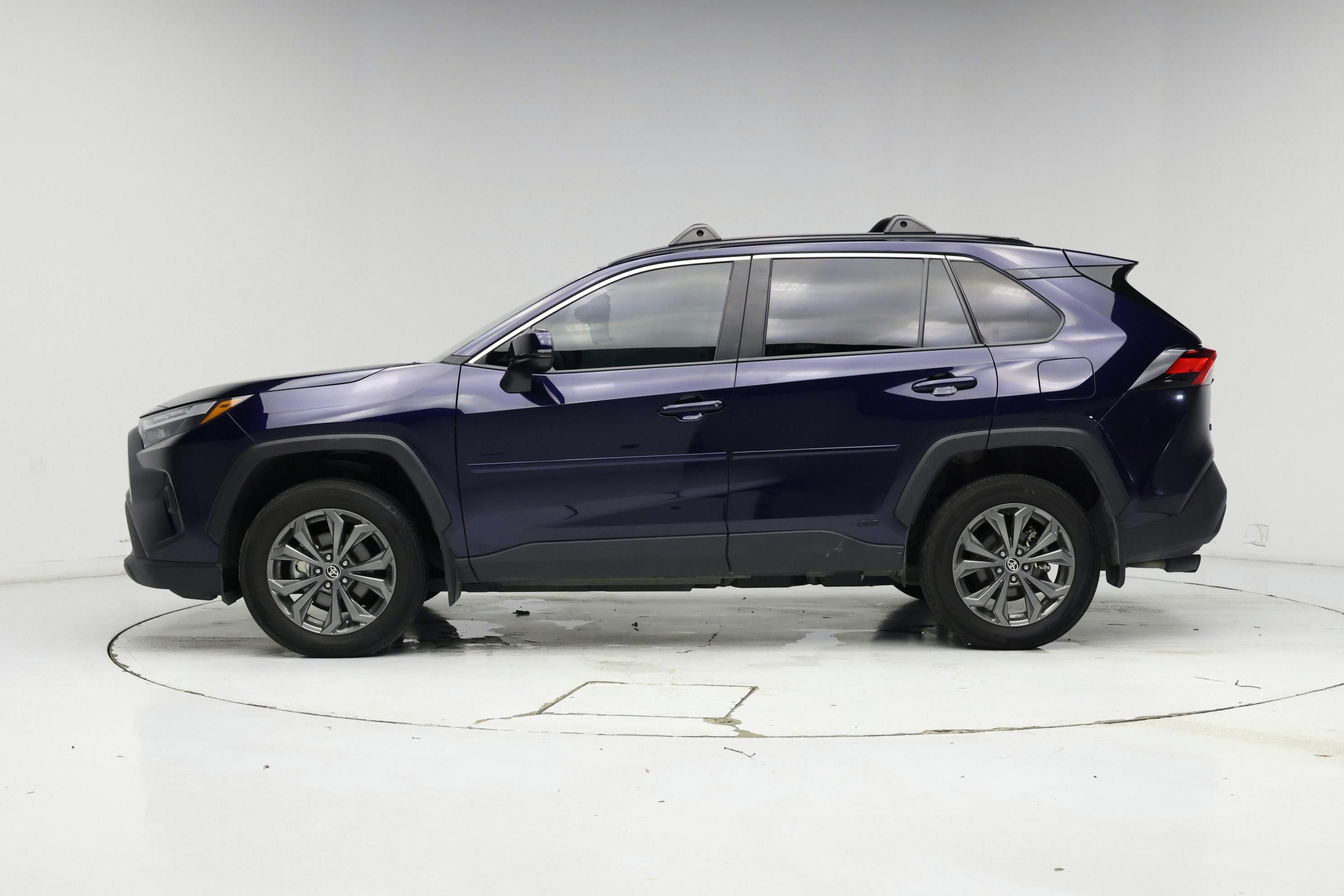 Thumbnail: 2024 Toyota RAV4 - 3