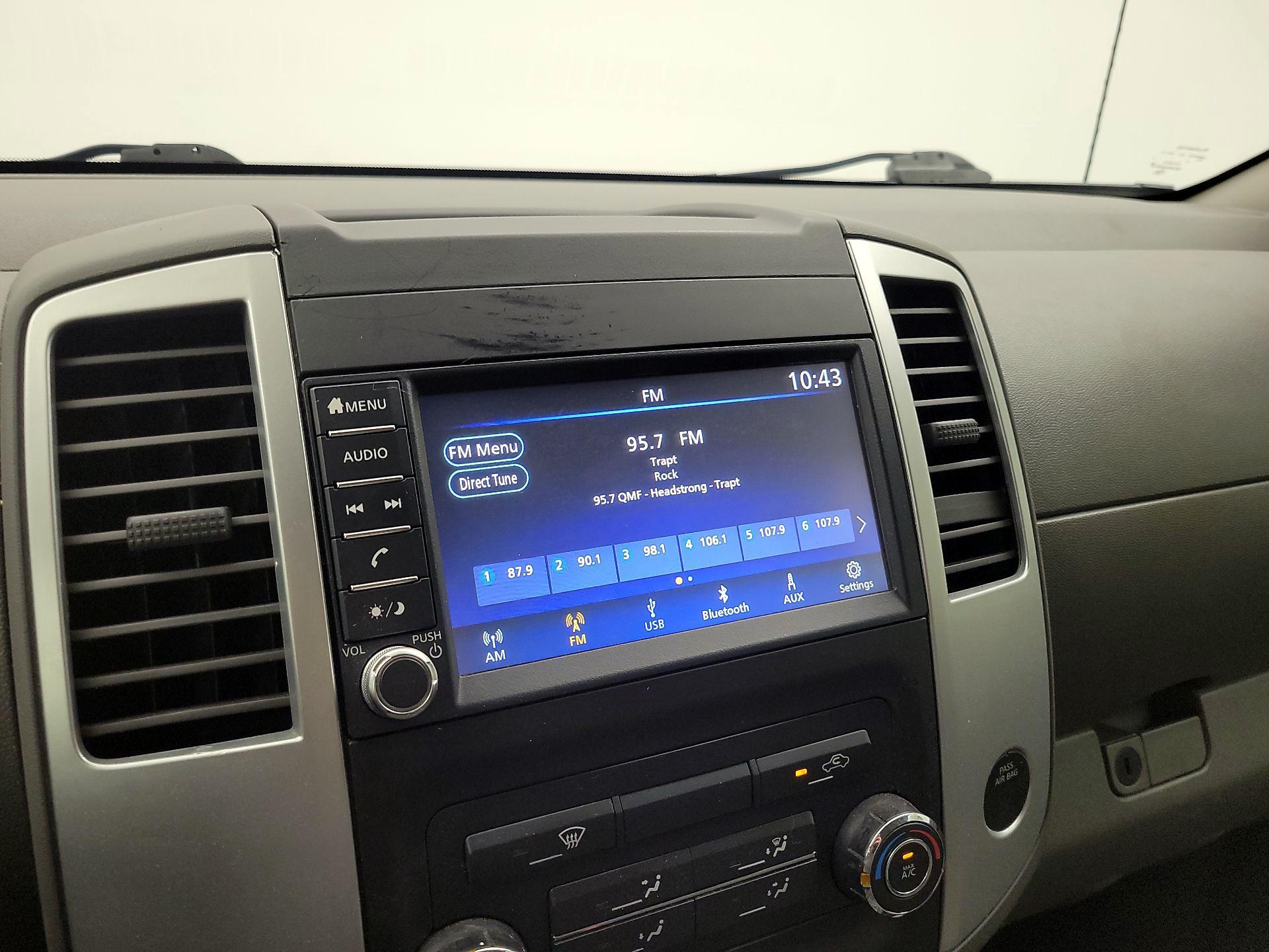 Thumbnail: 2019 Nissan Frontier - 15