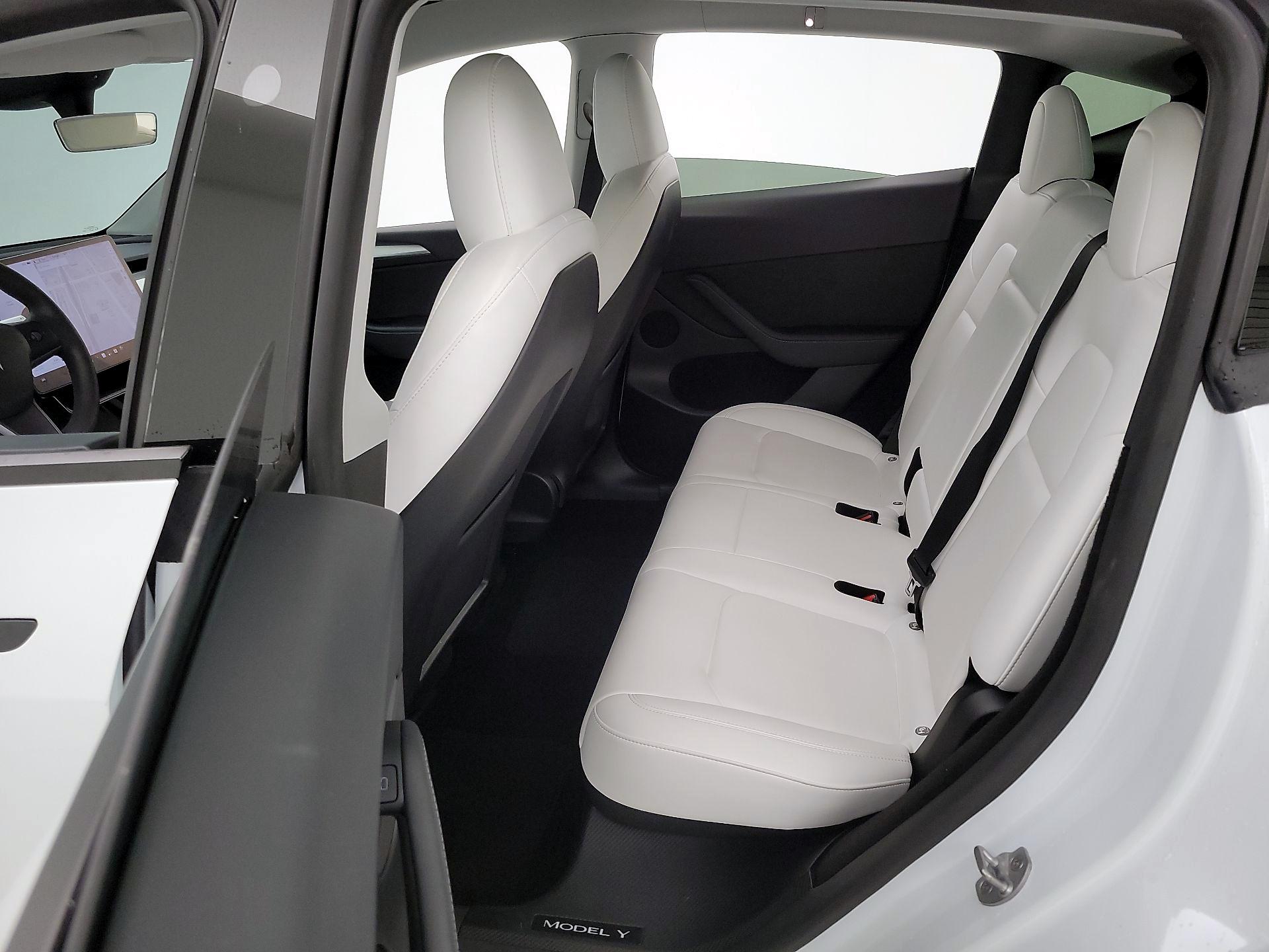 Thumbnail: 2023 Tesla Model Y - 18
