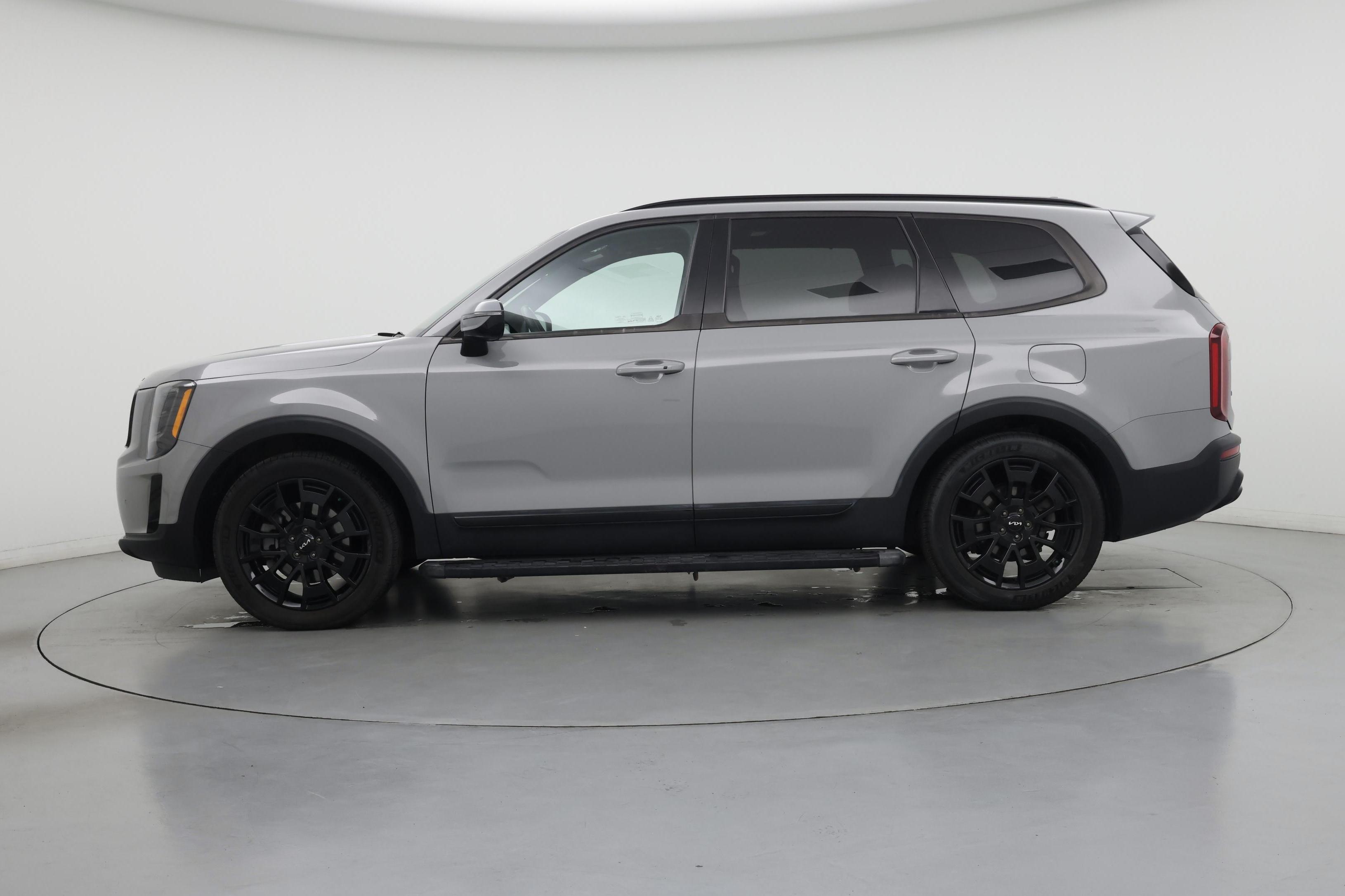 Thumbnail: 2022 Kia Telluride - 3