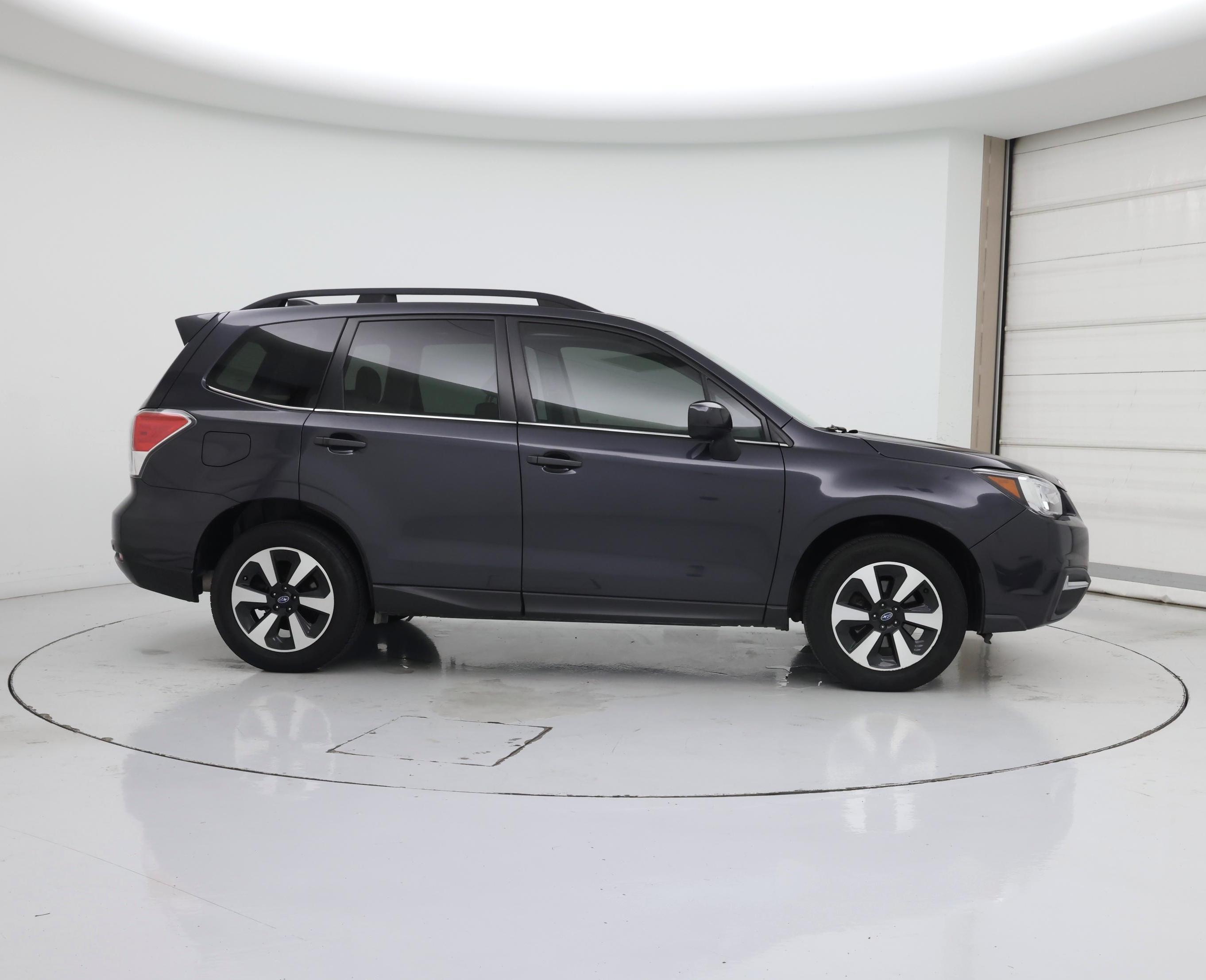 Thumbnail: 2017 Subaru Forester - 7