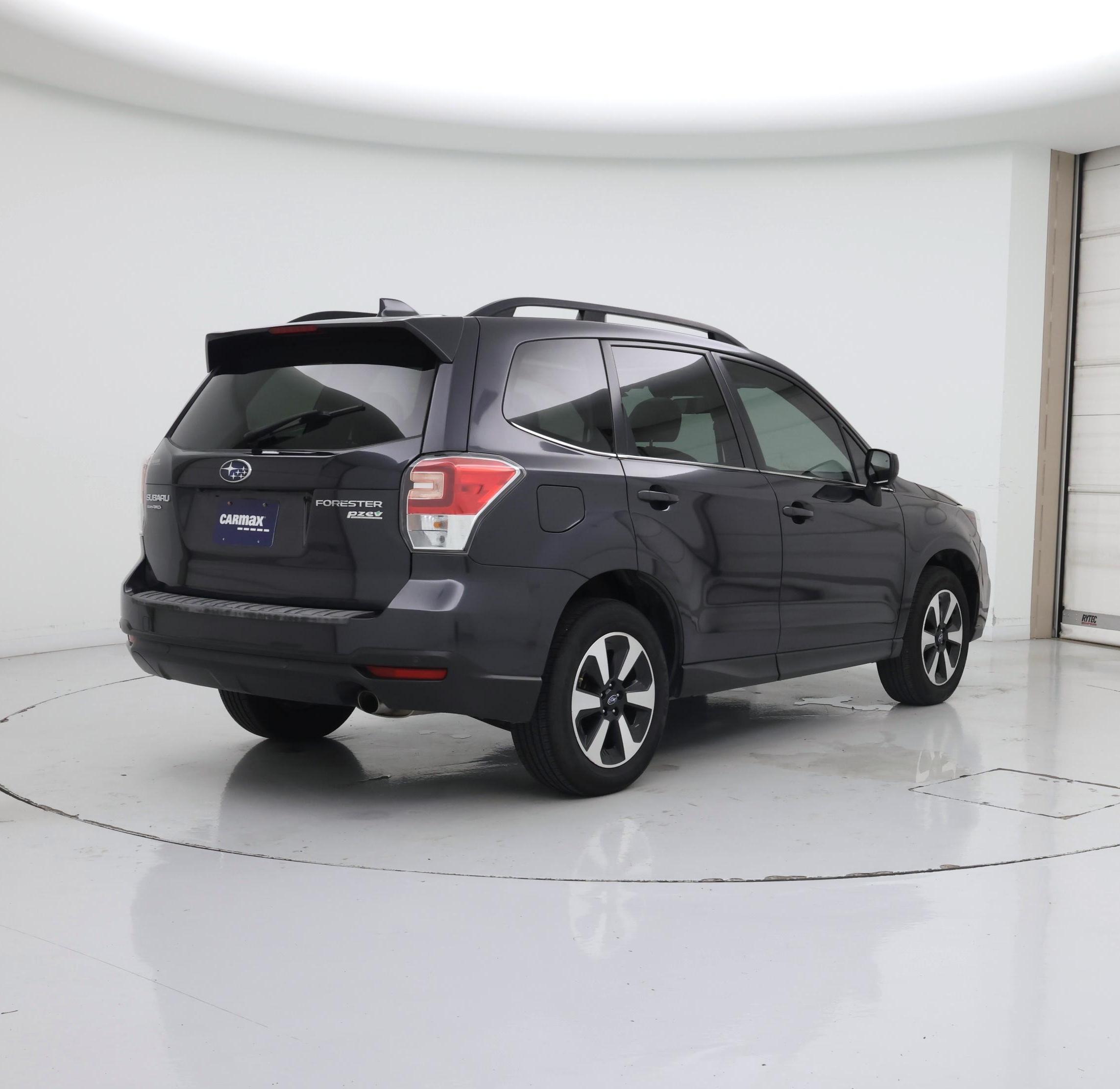 Thumbnail: 2017 Subaru Forester - 8