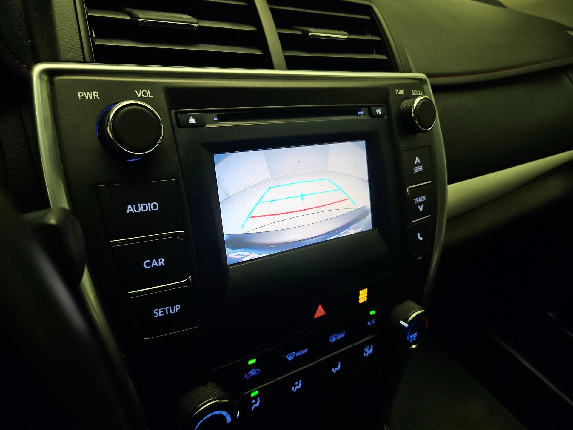 Thumbnail: 2017 Toyota Camry - 14