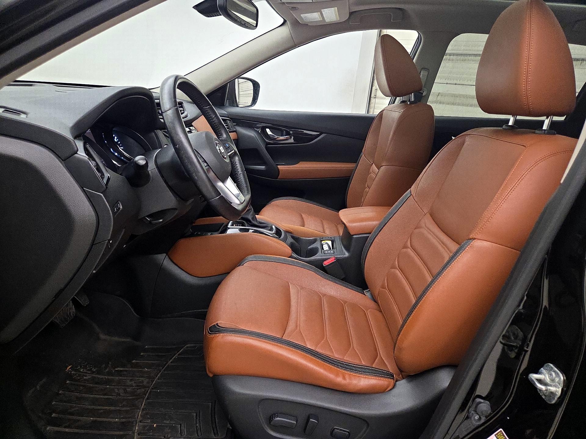 Thumbnail: 2018 Nissan Rogue - 11