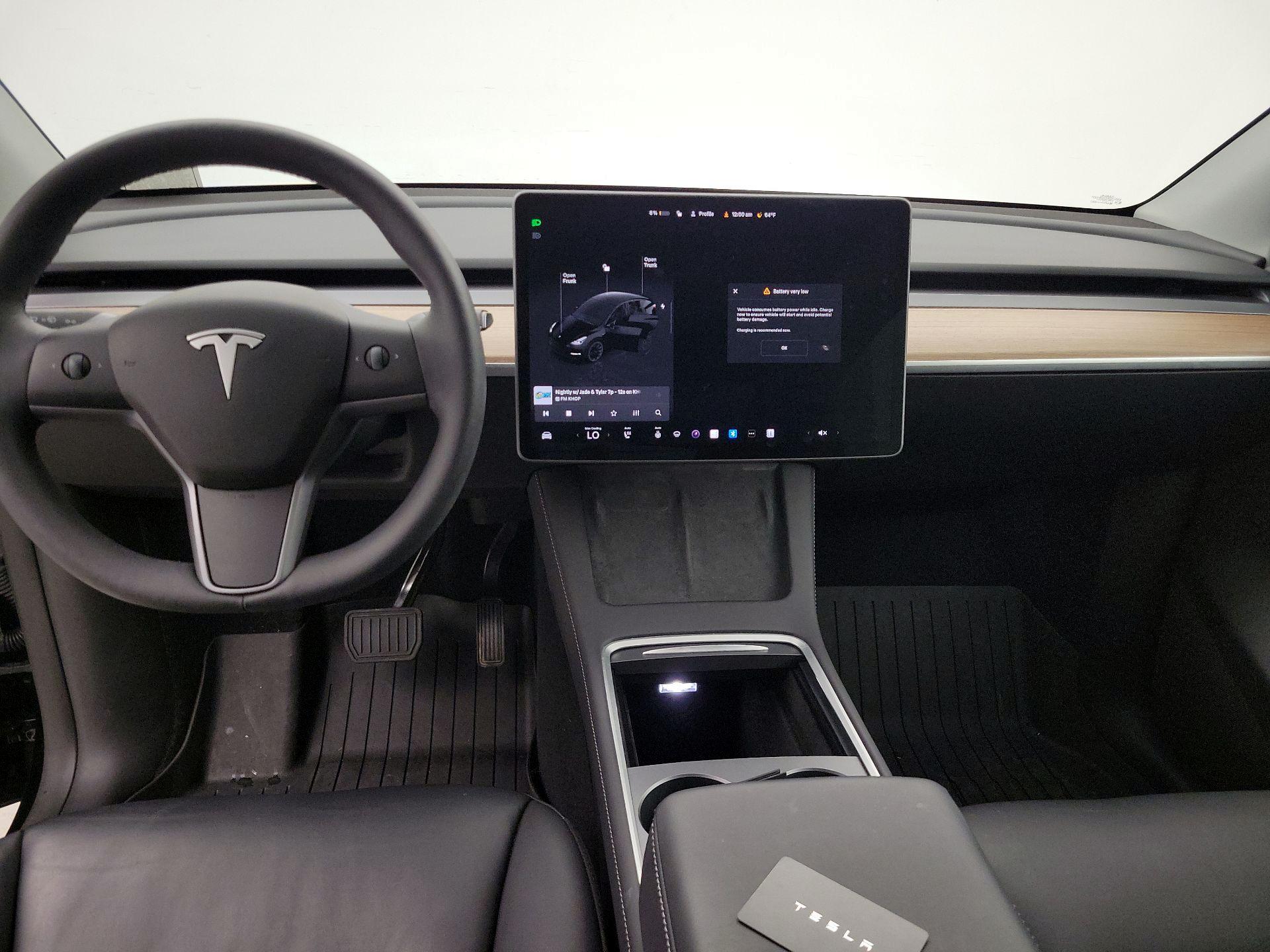 Thumbnail: 2024 Tesla Model Y - 9