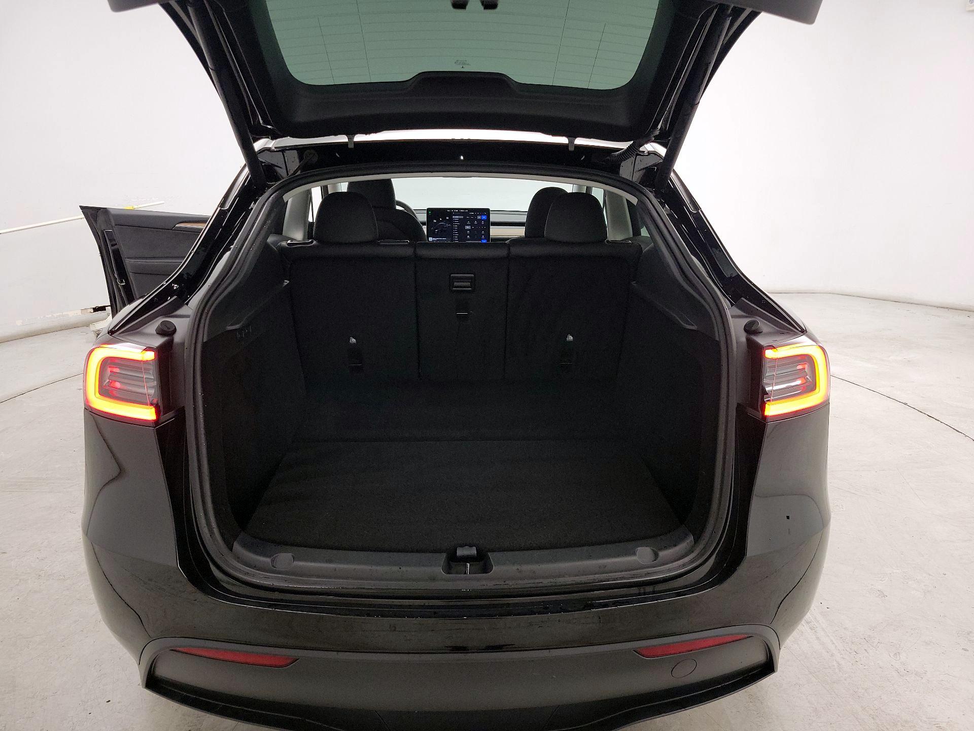 Thumbnail: 2024 Tesla Model Y - 20
