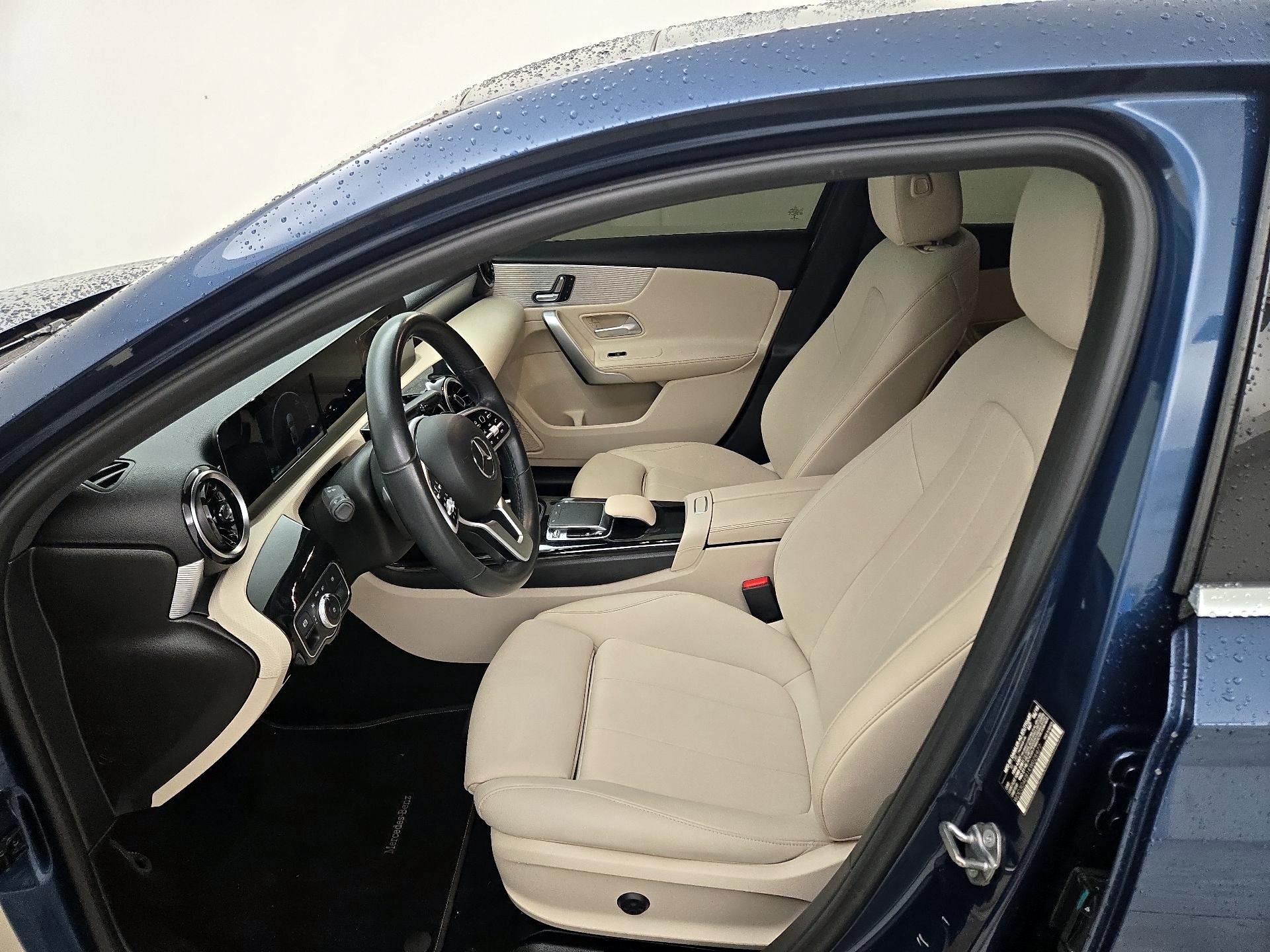 Thumbnail: 2019 Mercedes-Benz A-Class - 11