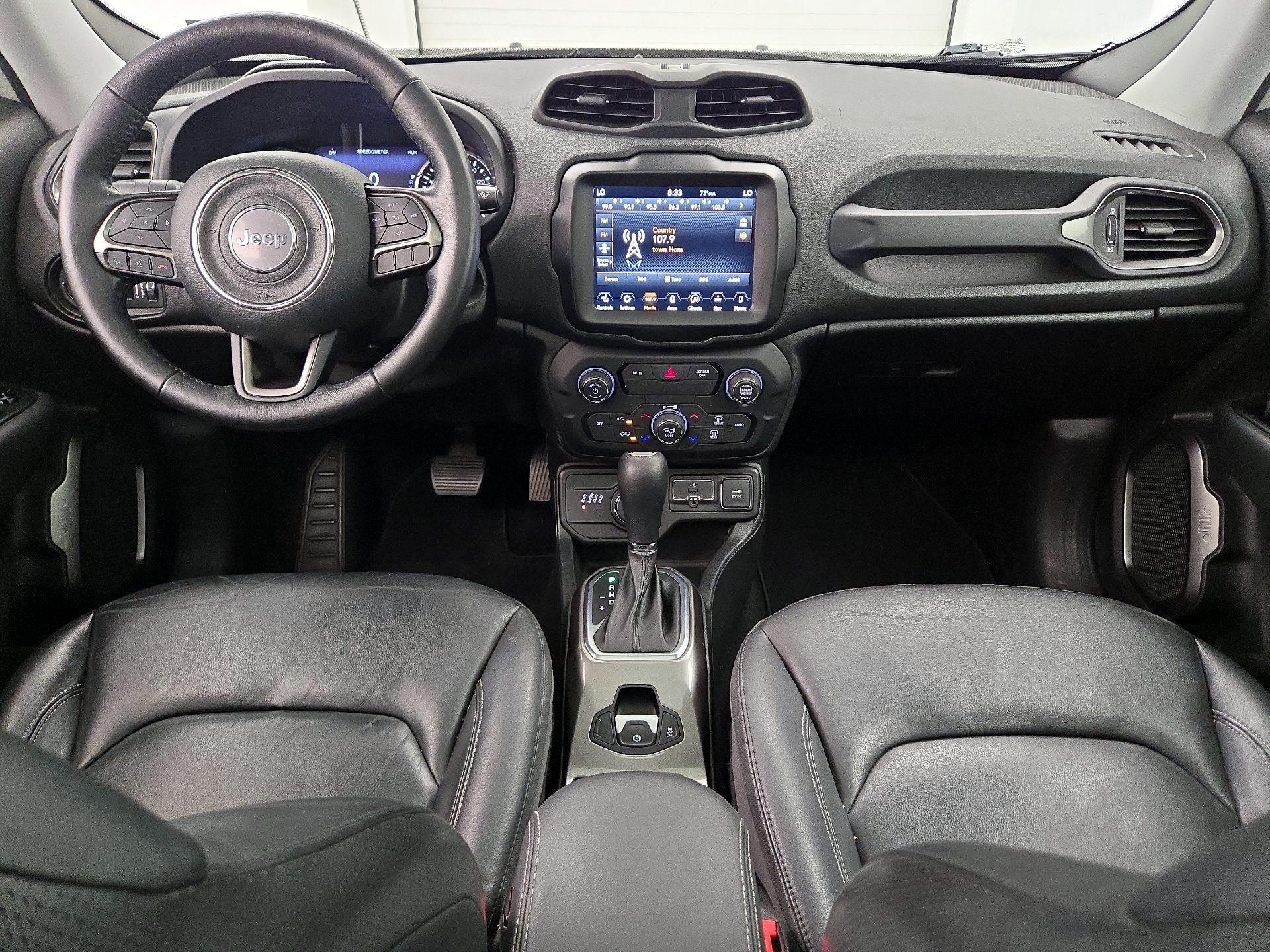 Thumbnail: 2018 Jeep Renegade - 9