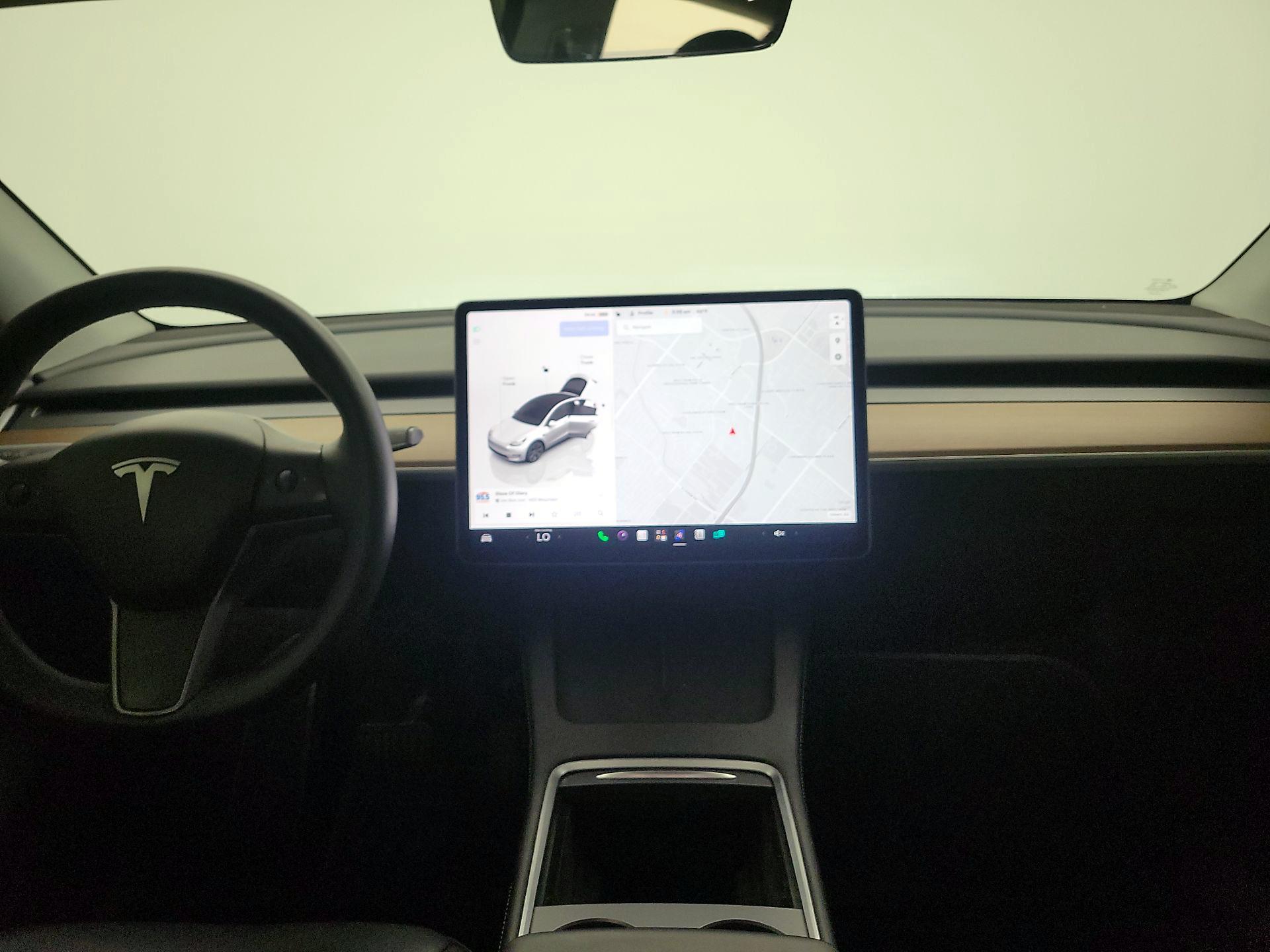 Thumbnail: 2024 Tesla Model Y - 9