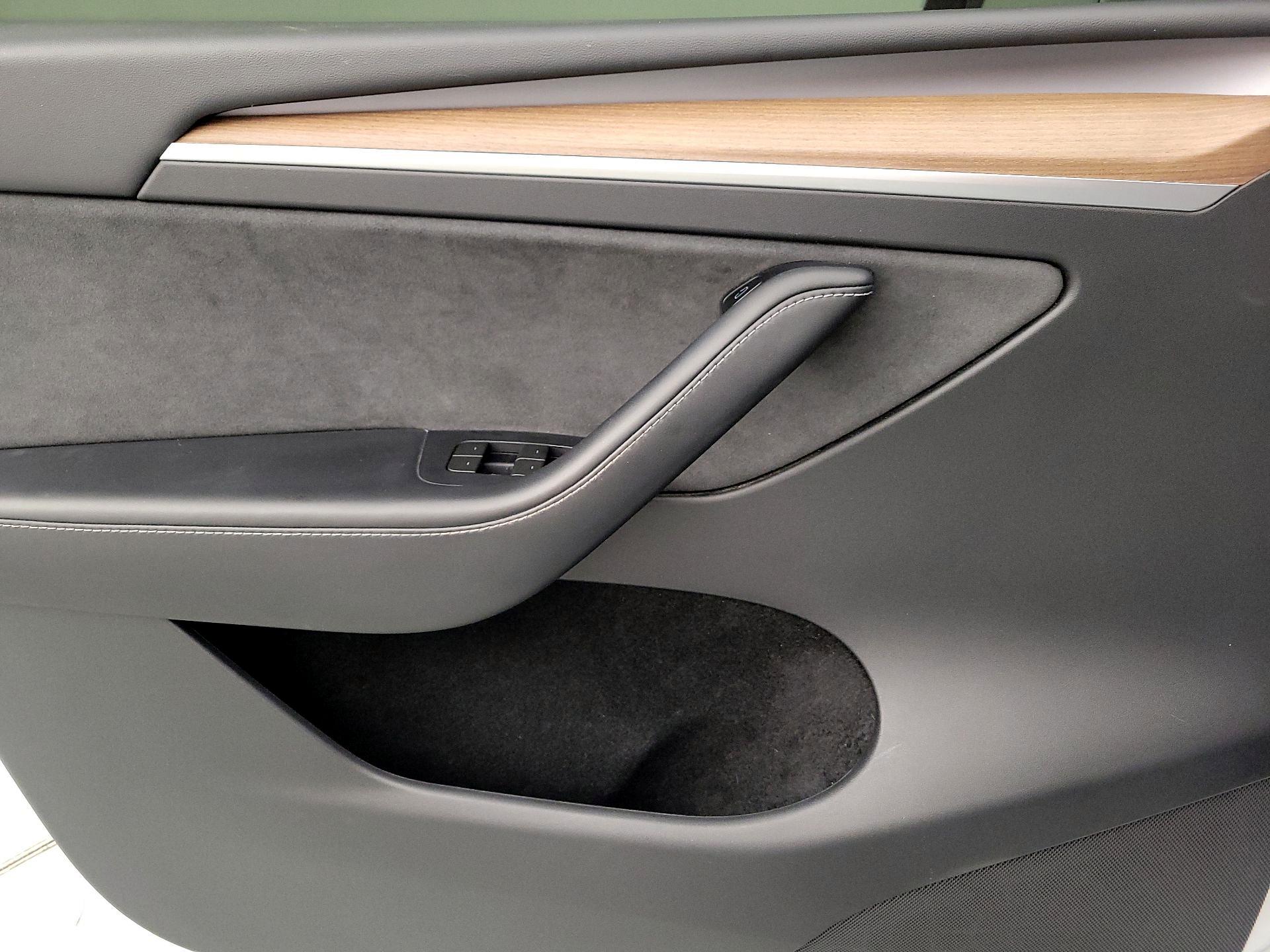 Thumbnail: 2024 Tesla Model Y - 12