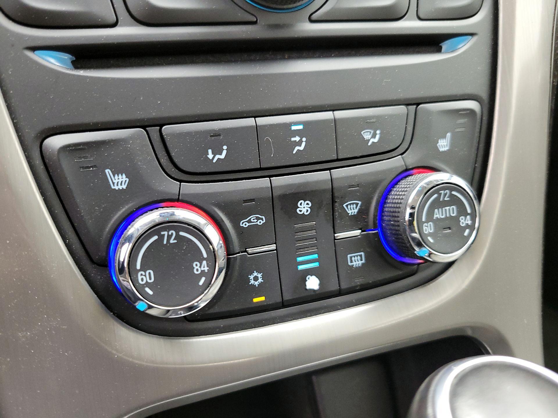 Thumbnail: 2016 Buick Verano - 17