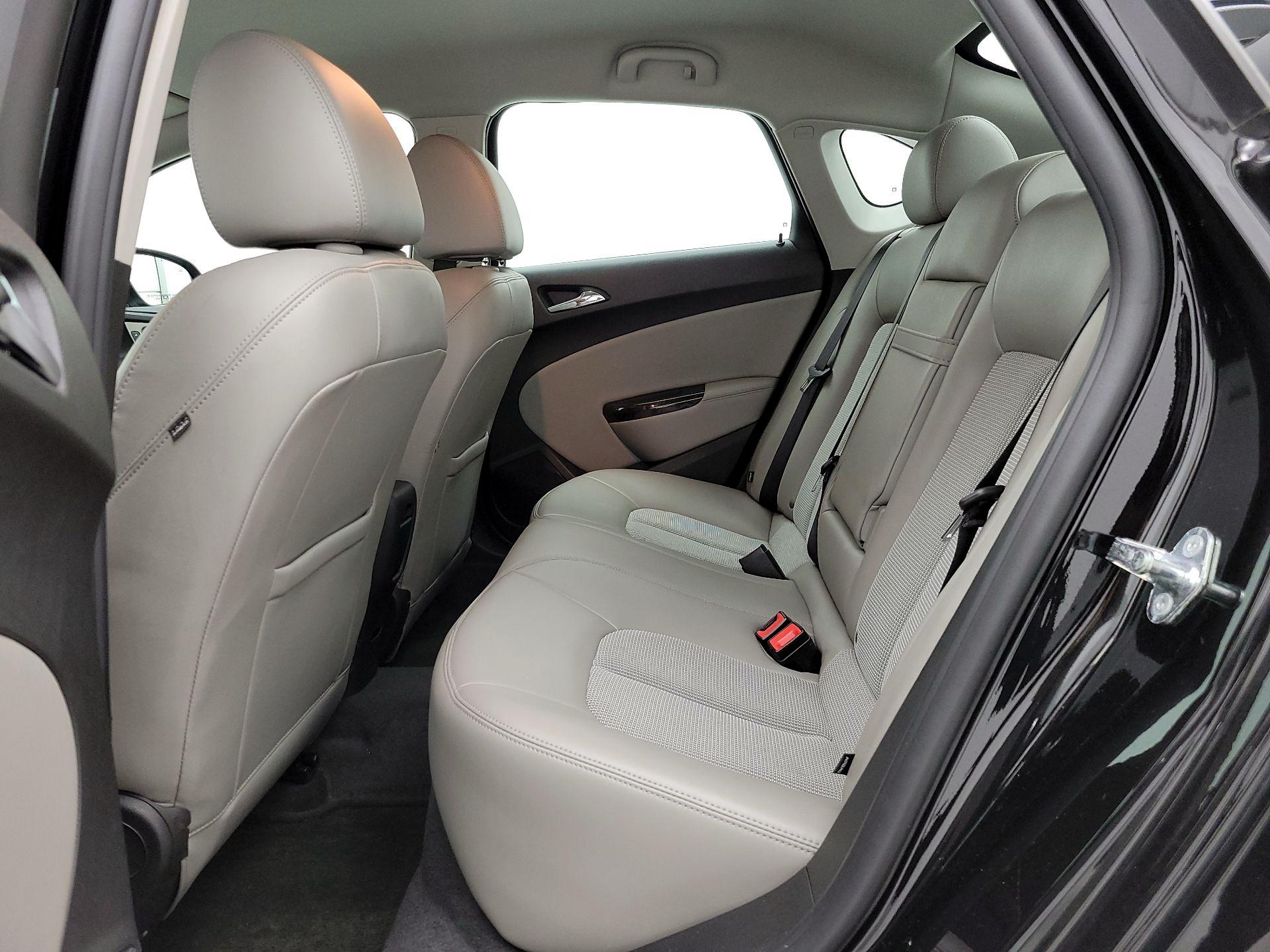 Thumbnail: 2016 Buick Verano - 20