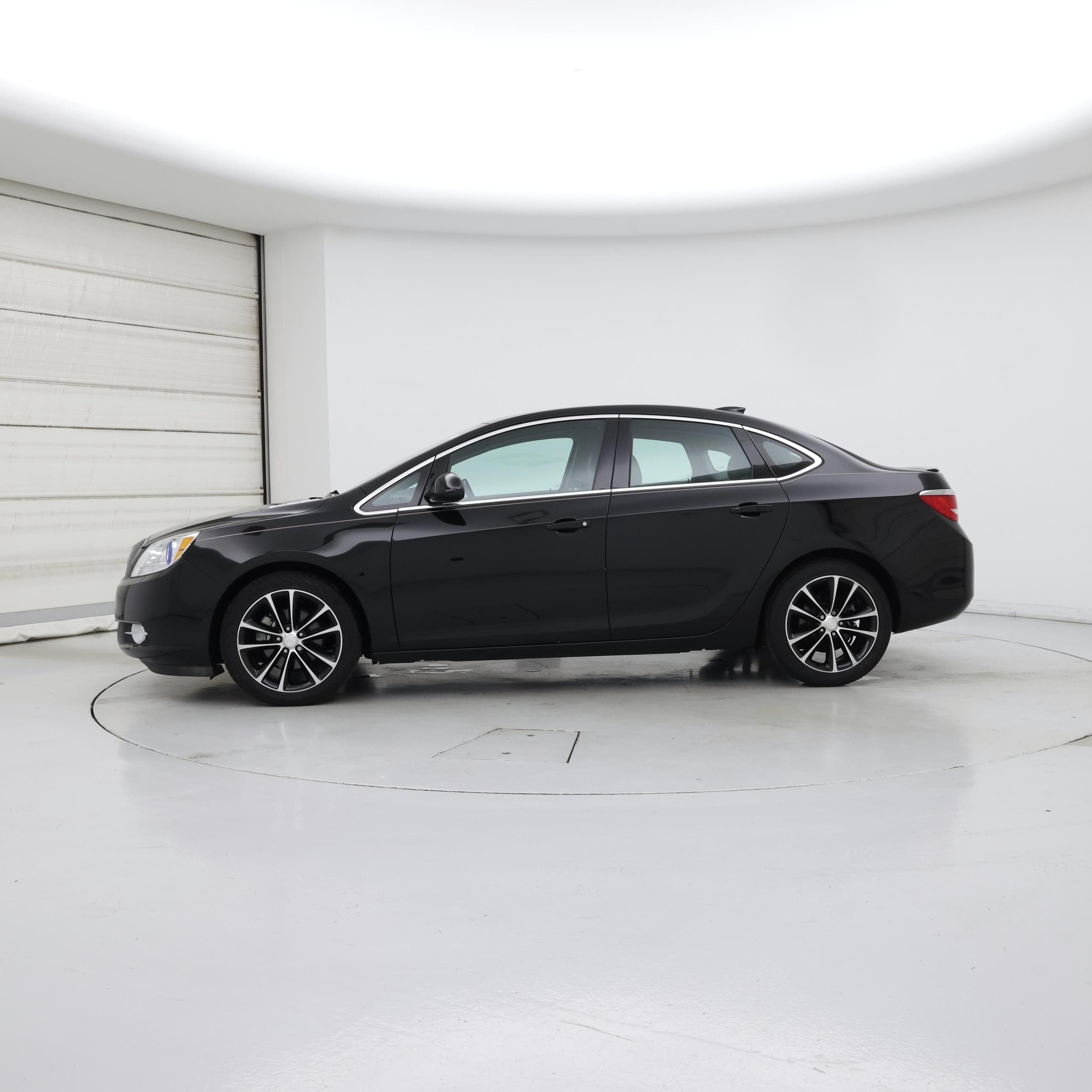 Thumbnail: 2016 Buick Verano - 3