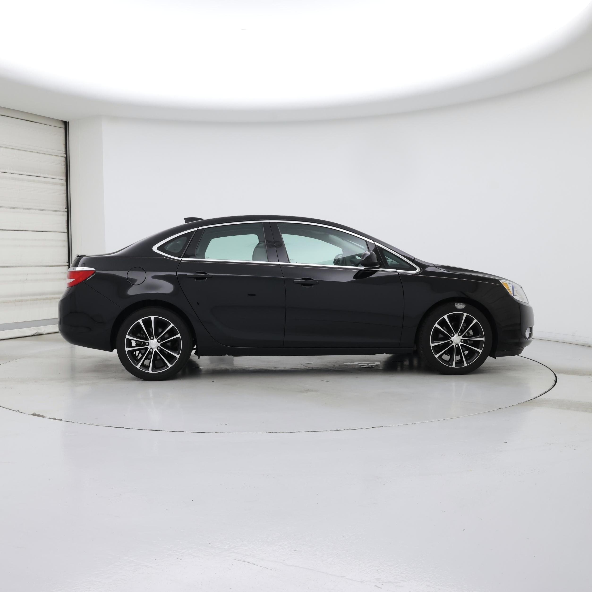 Thumbnail: 2016 Buick Verano - 7