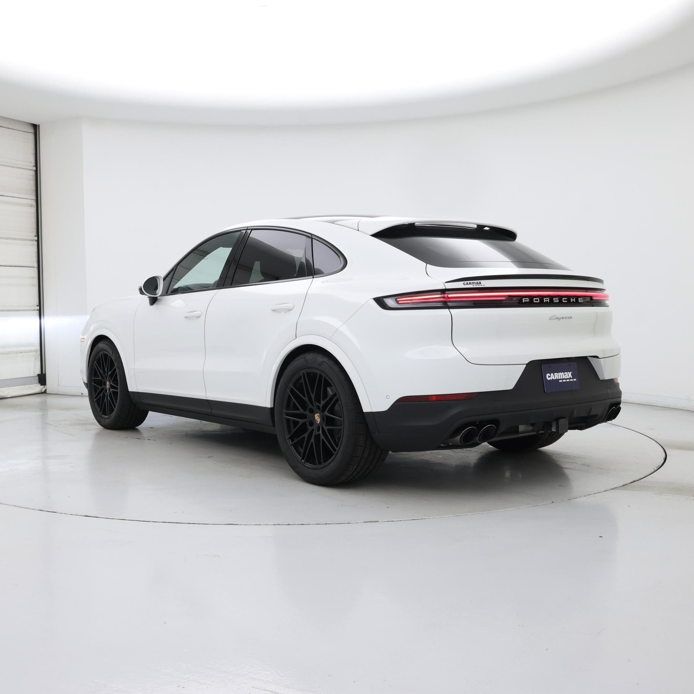 Thumbnail: 2025 Porsche Cayenne - 2