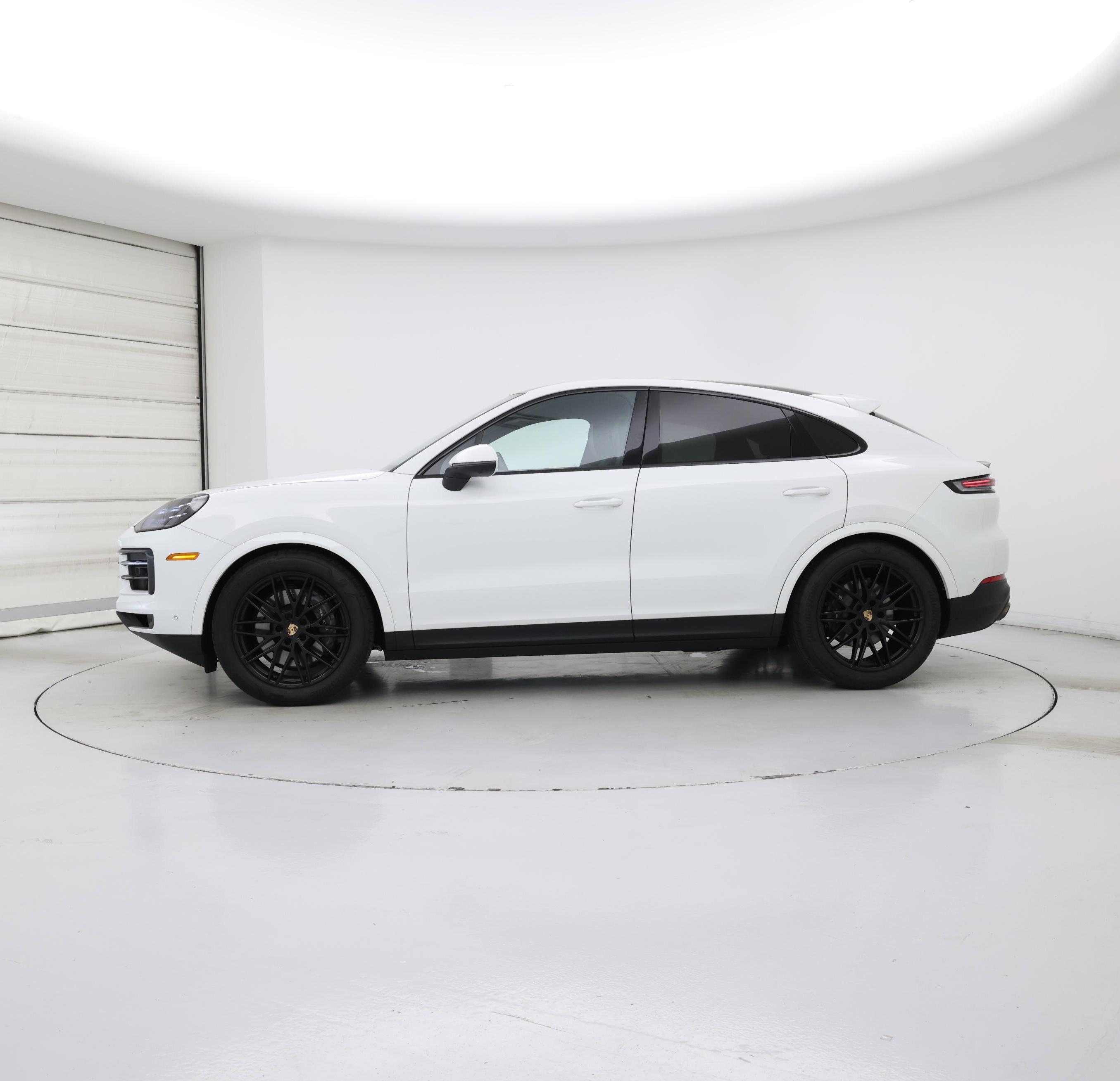Thumbnail: 2025 Porsche Cayenne - 3