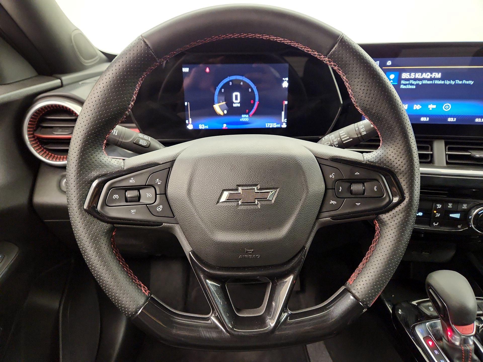 Thumbnail: 2024 Chevrolet Trax - 10