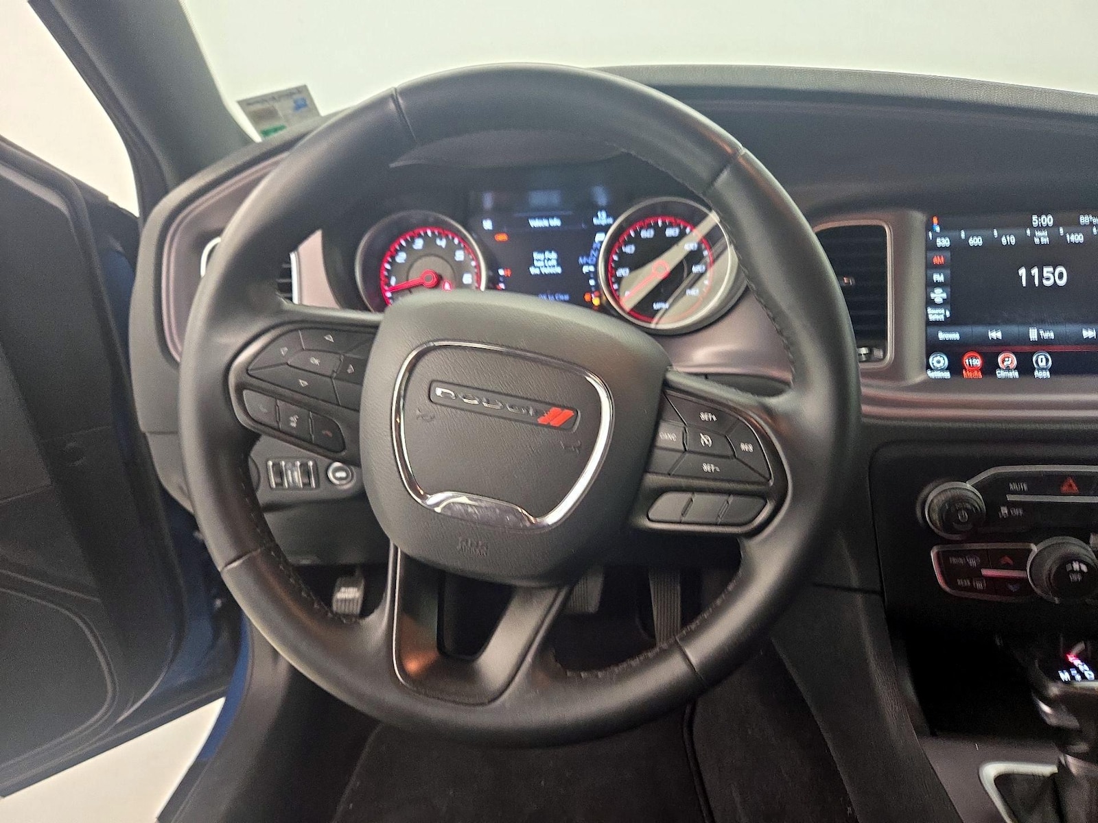 2023 Dodge Charger SXT - Photo 11