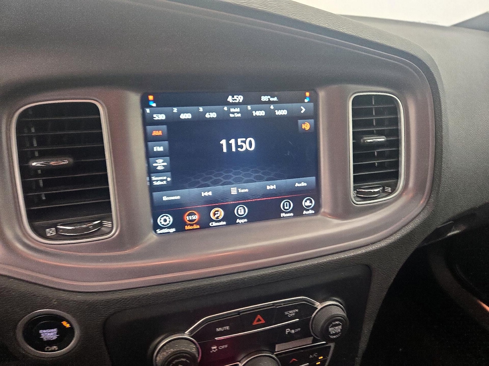 2023 Dodge Charger SXT - Photo 16