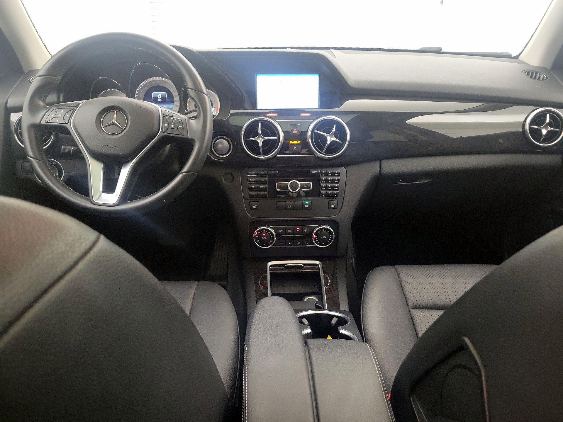 Thumbnail: 2015 Mercedes-Benz GLK - 9