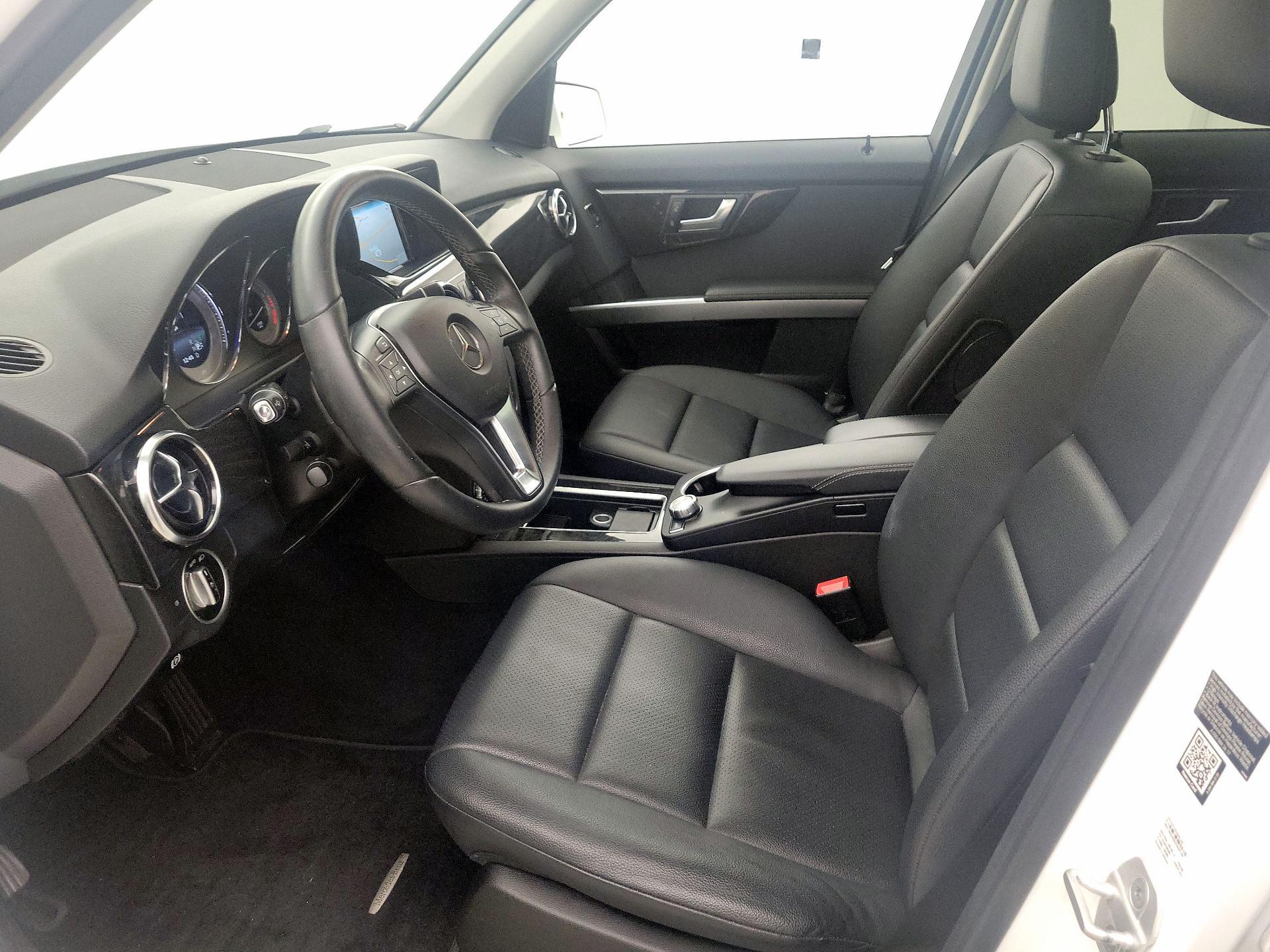 Thumbnail: 2015 Mercedes-Benz GLK - 11