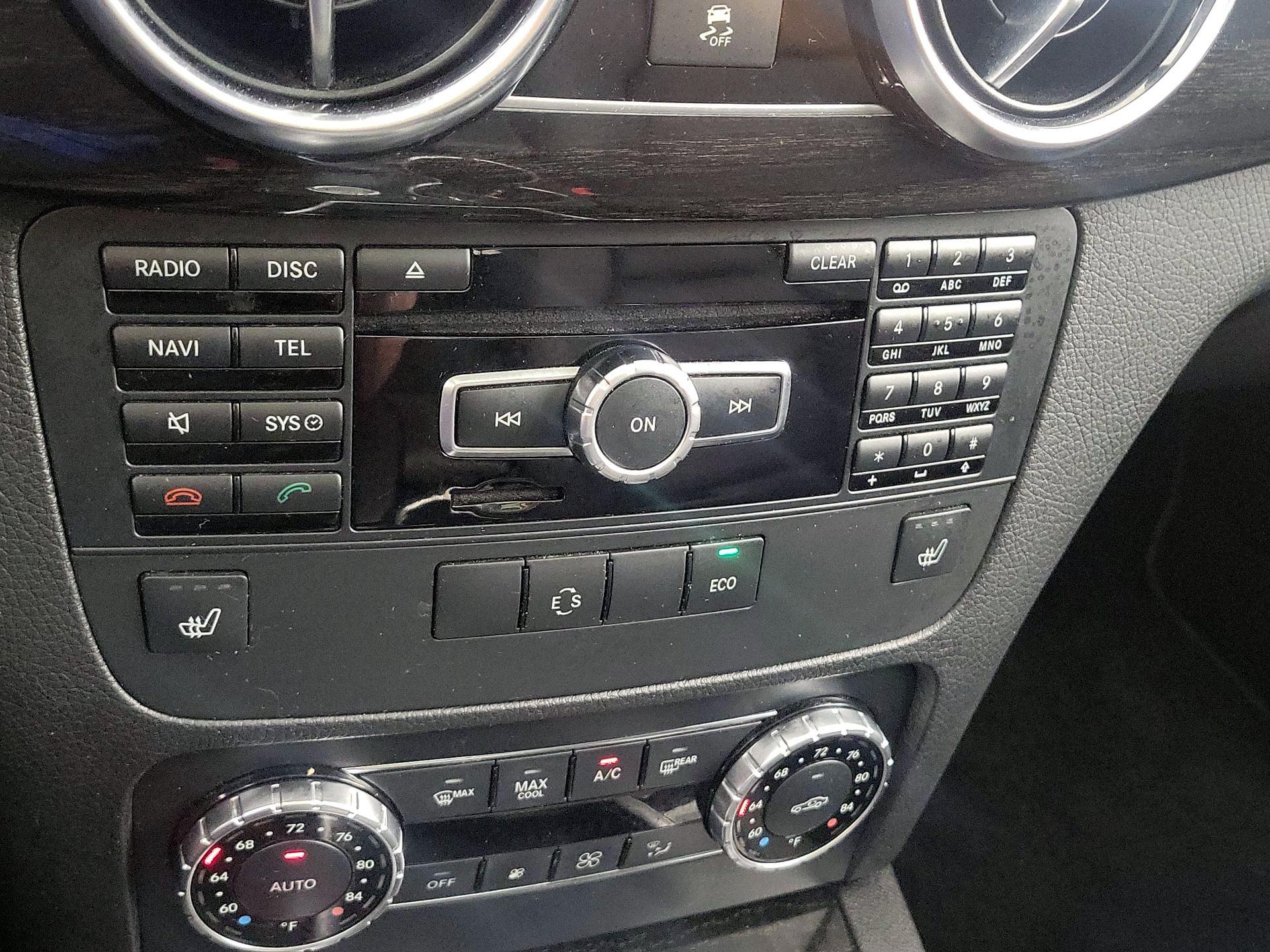 Thumbnail: 2015 Mercedes-Benz GLK - 17