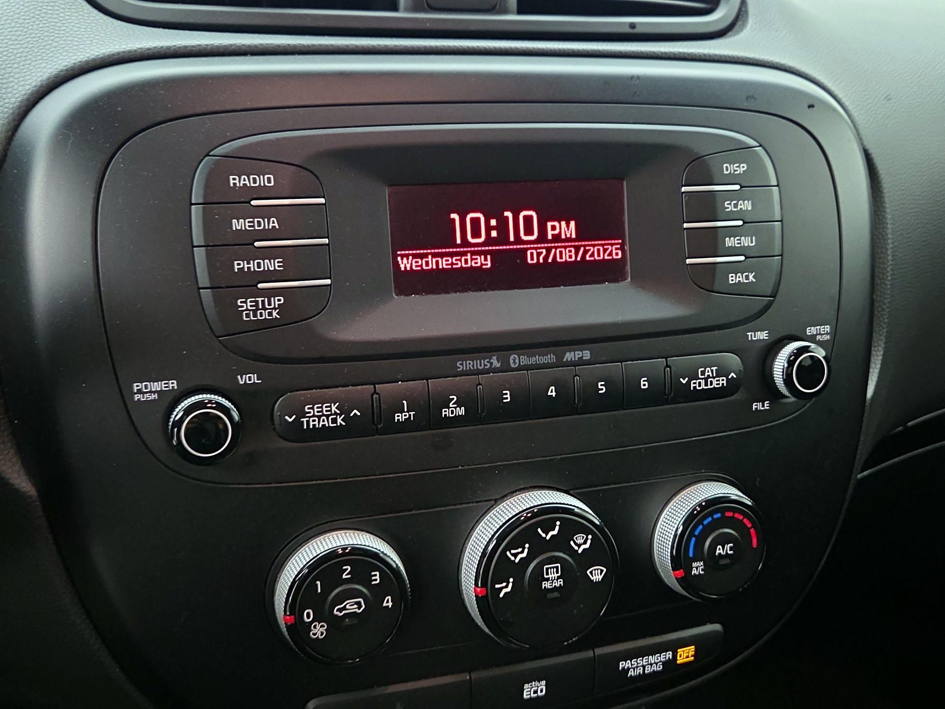 Thumbnail: 2015 Kia Soul - 14
