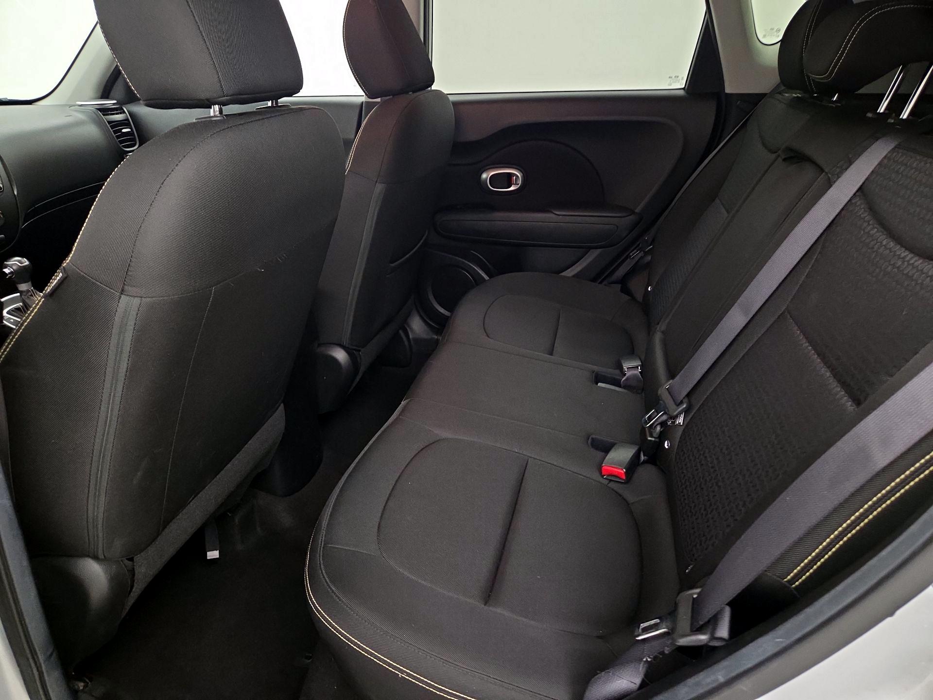 Thumbnail: 2015 Kia Soul - 18