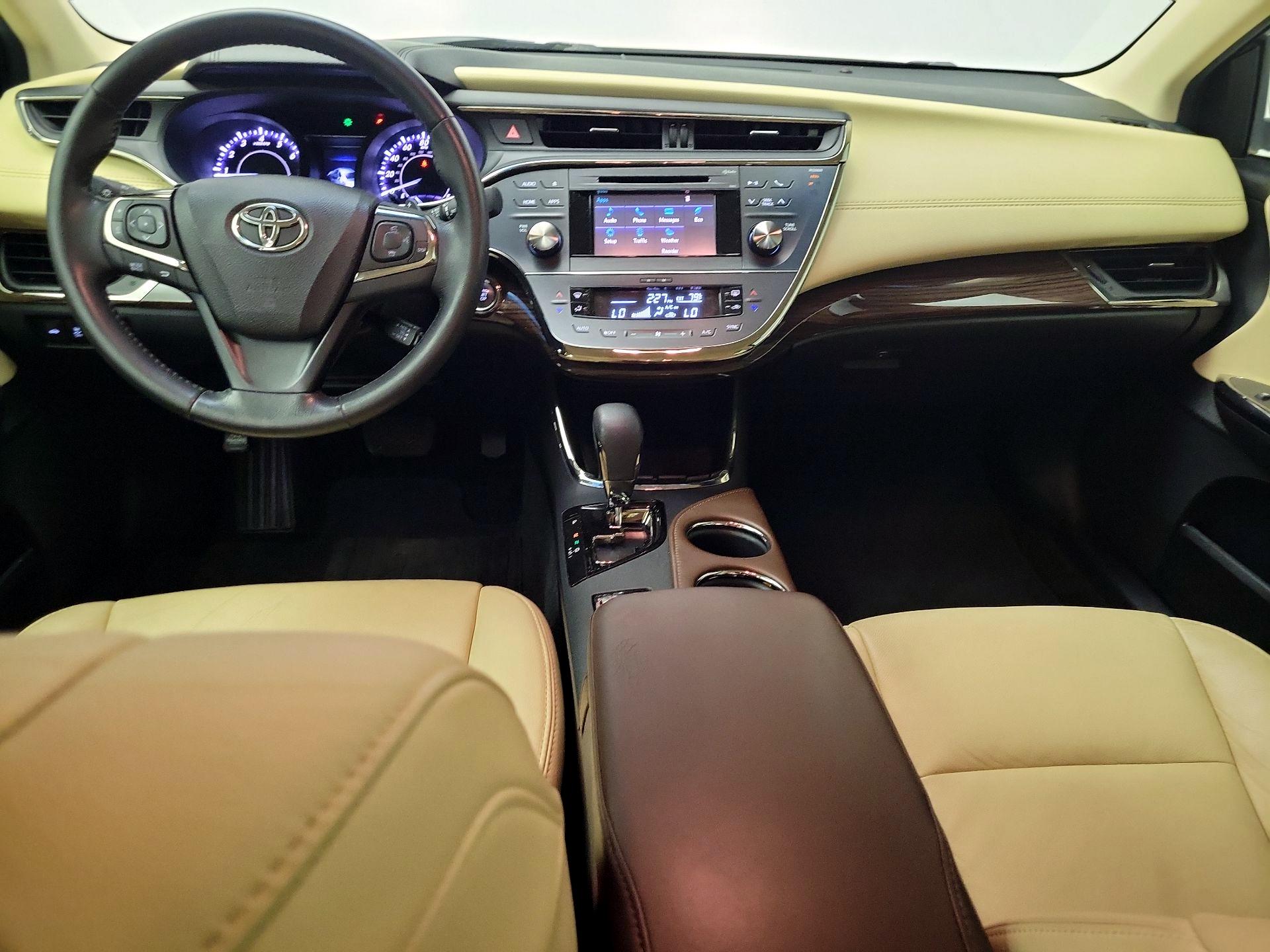 Thumbnail: 2015 Toyota Avalon - 9