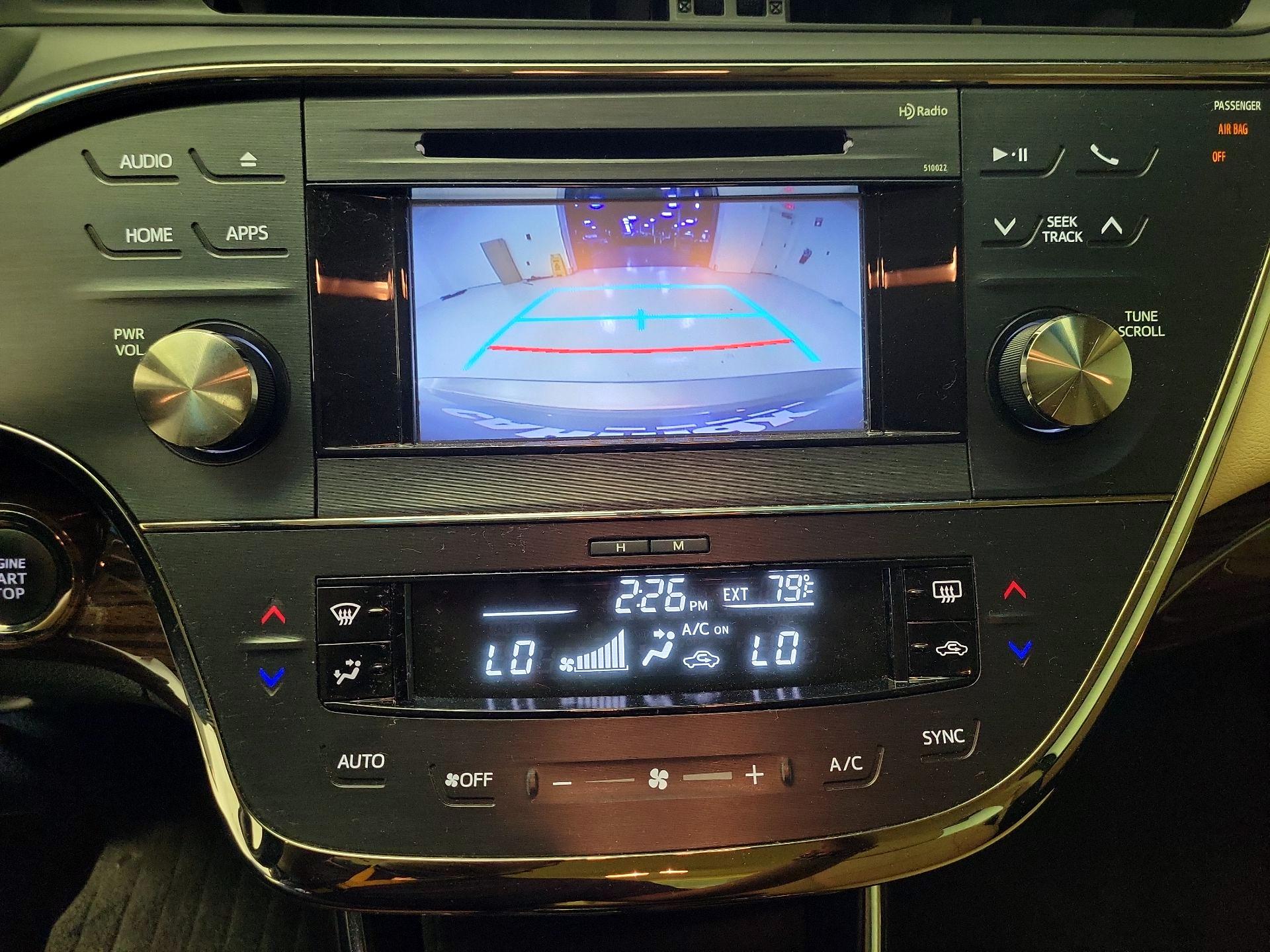 Thumbnail: 2015 Toyota Avalon - 14