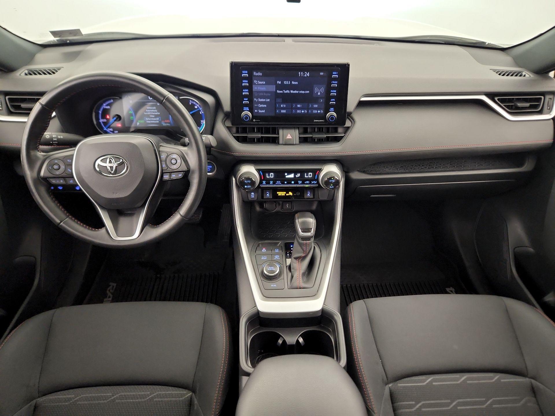Thumbnail: 2021 Toyota RAV4 - 9