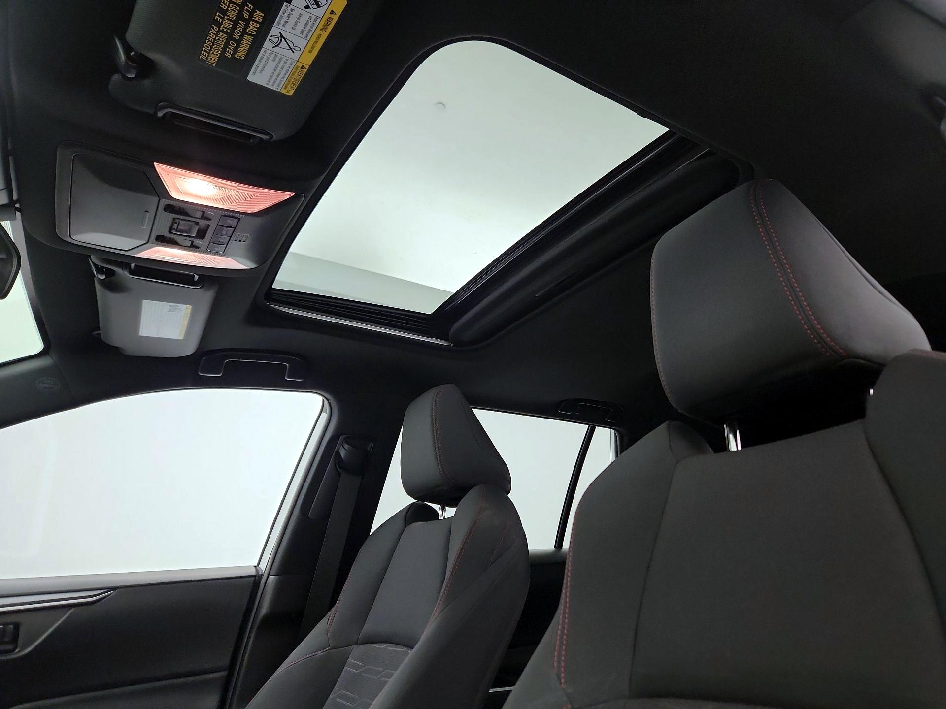 Thumbnail: 2021 Toyota RAV4 - 19