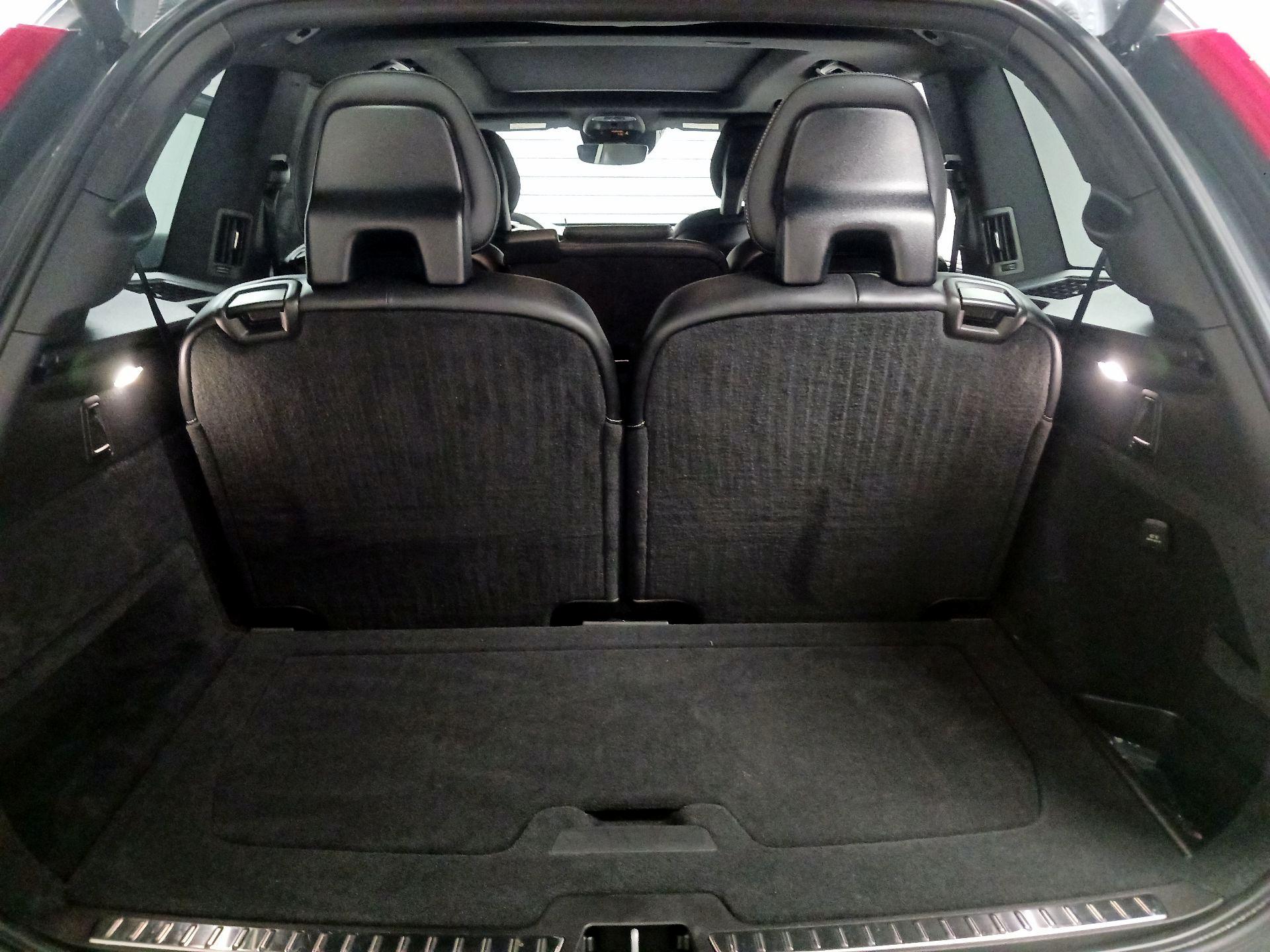 Thumbnail: 2022 Volvo XC90 - 19